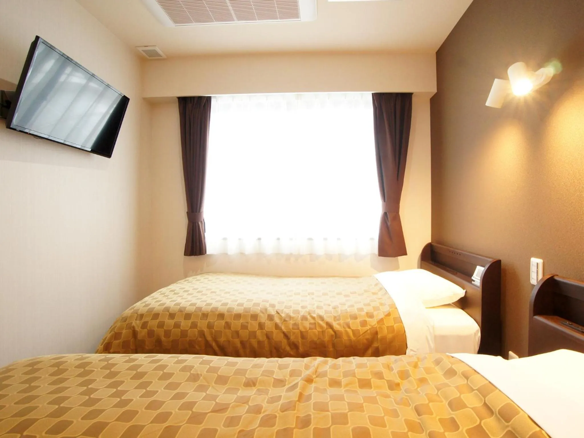 Photo of the whole room, Bed in Hotel Trend Asakusa