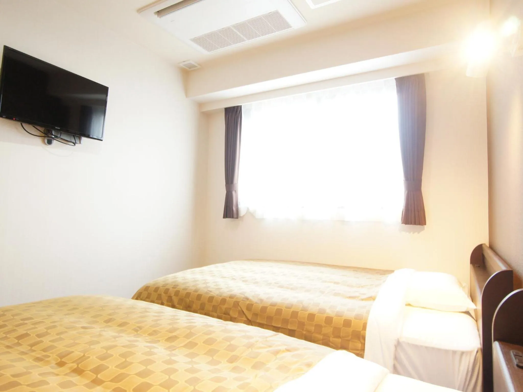 Photo of the whole room, Bed in Hotel Trend Asakusa