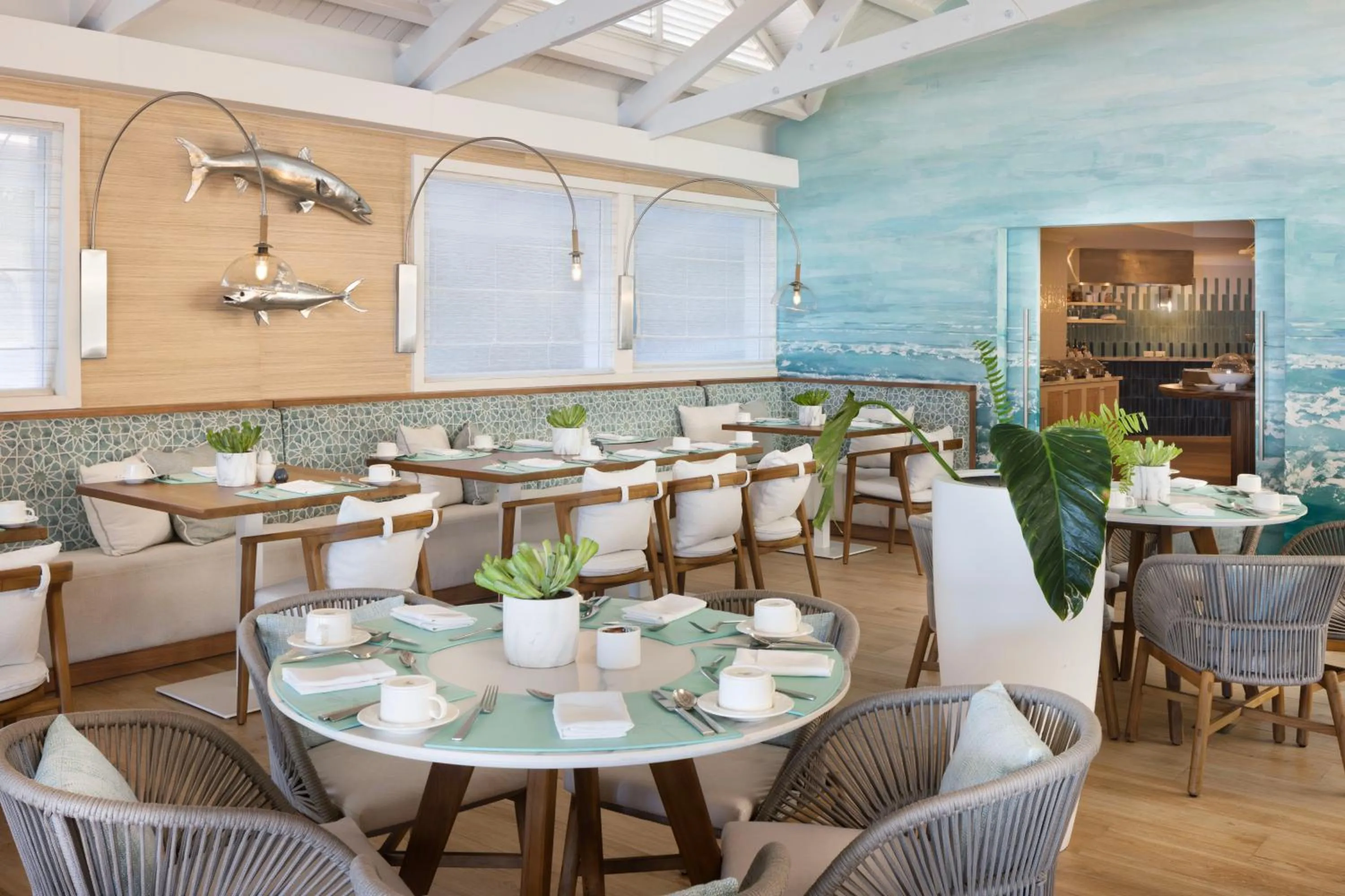 Restaurant/places to eat in Windjammer Landing Resort and Residences