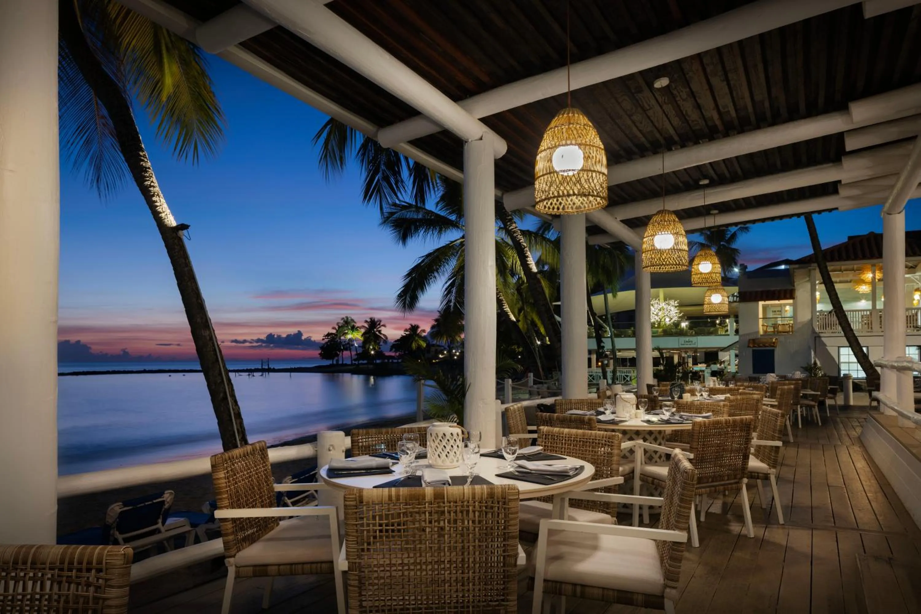 Restaurant/places to eat in Windjammer Landing Resort and Residences