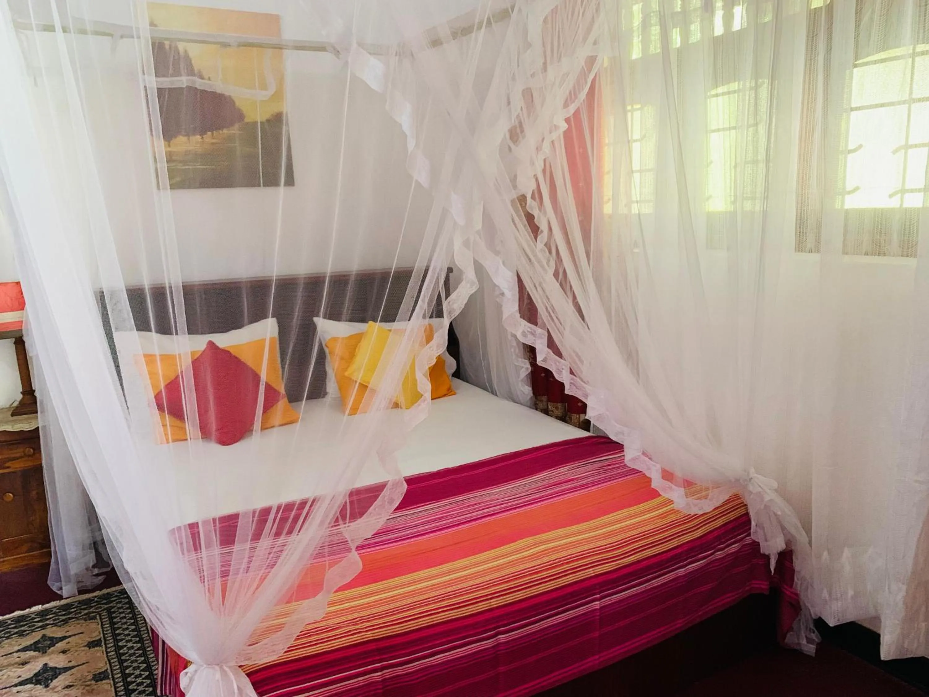 Photo of the whole room, Bed in Jumera Villa Mirissa