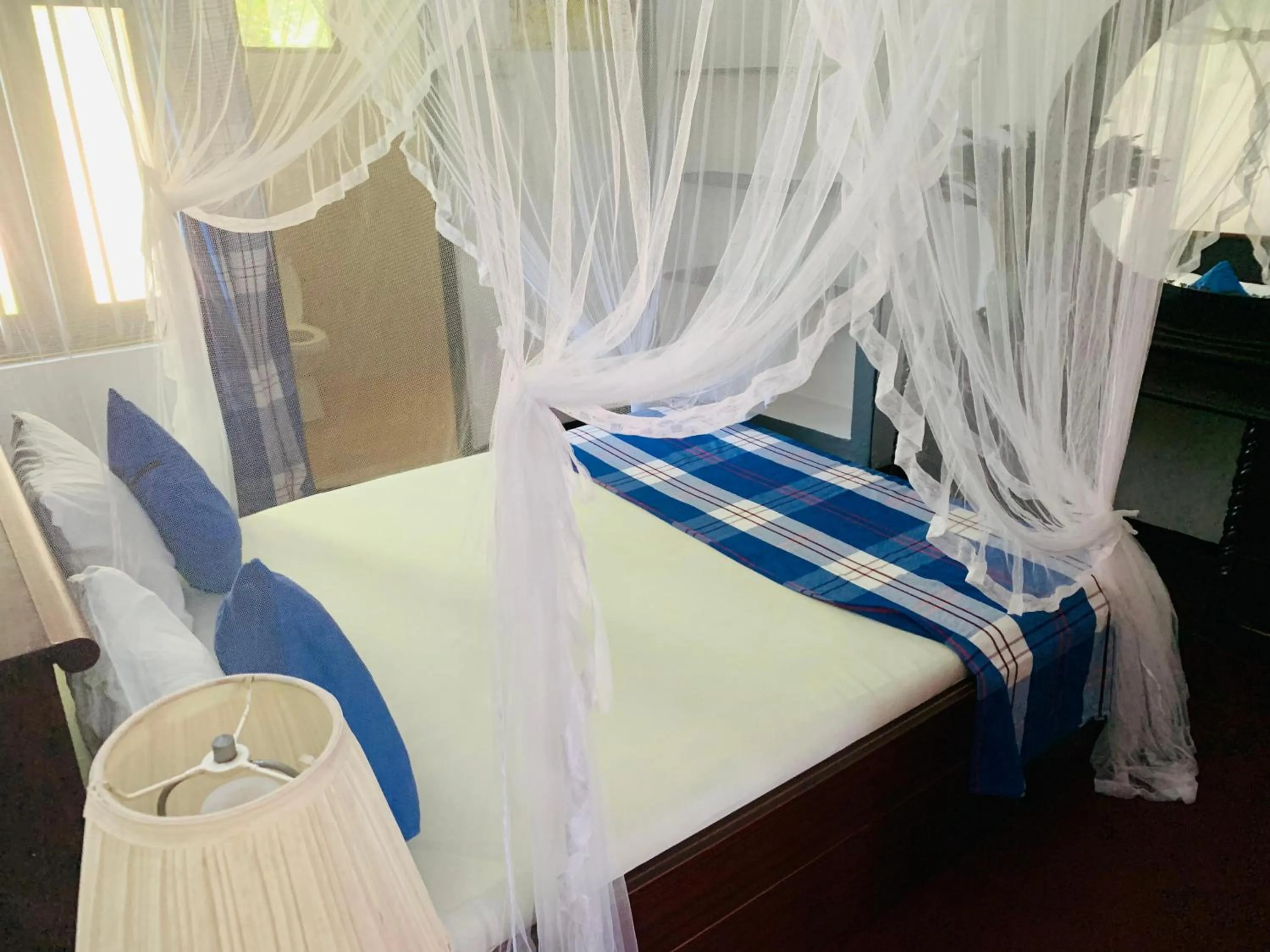 Bed in Jumera Villa Mirissa