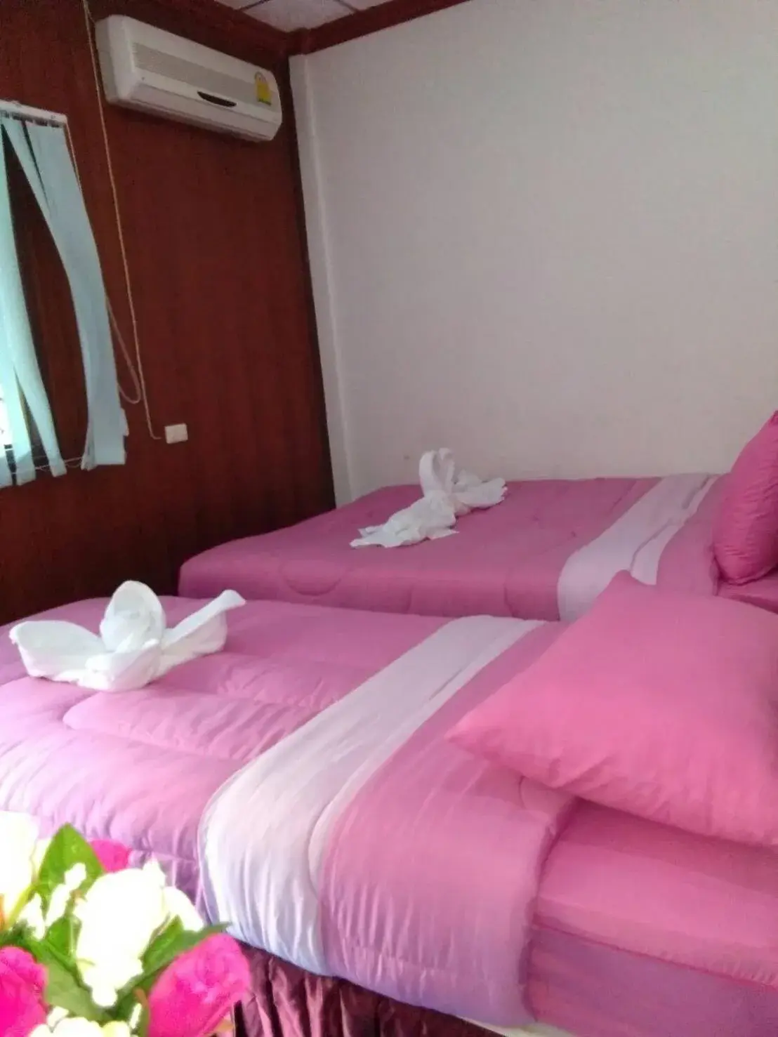 Double Room with Extra Bed in Tanyaporn House Double Room with Extra Bed in Tanyaporn House