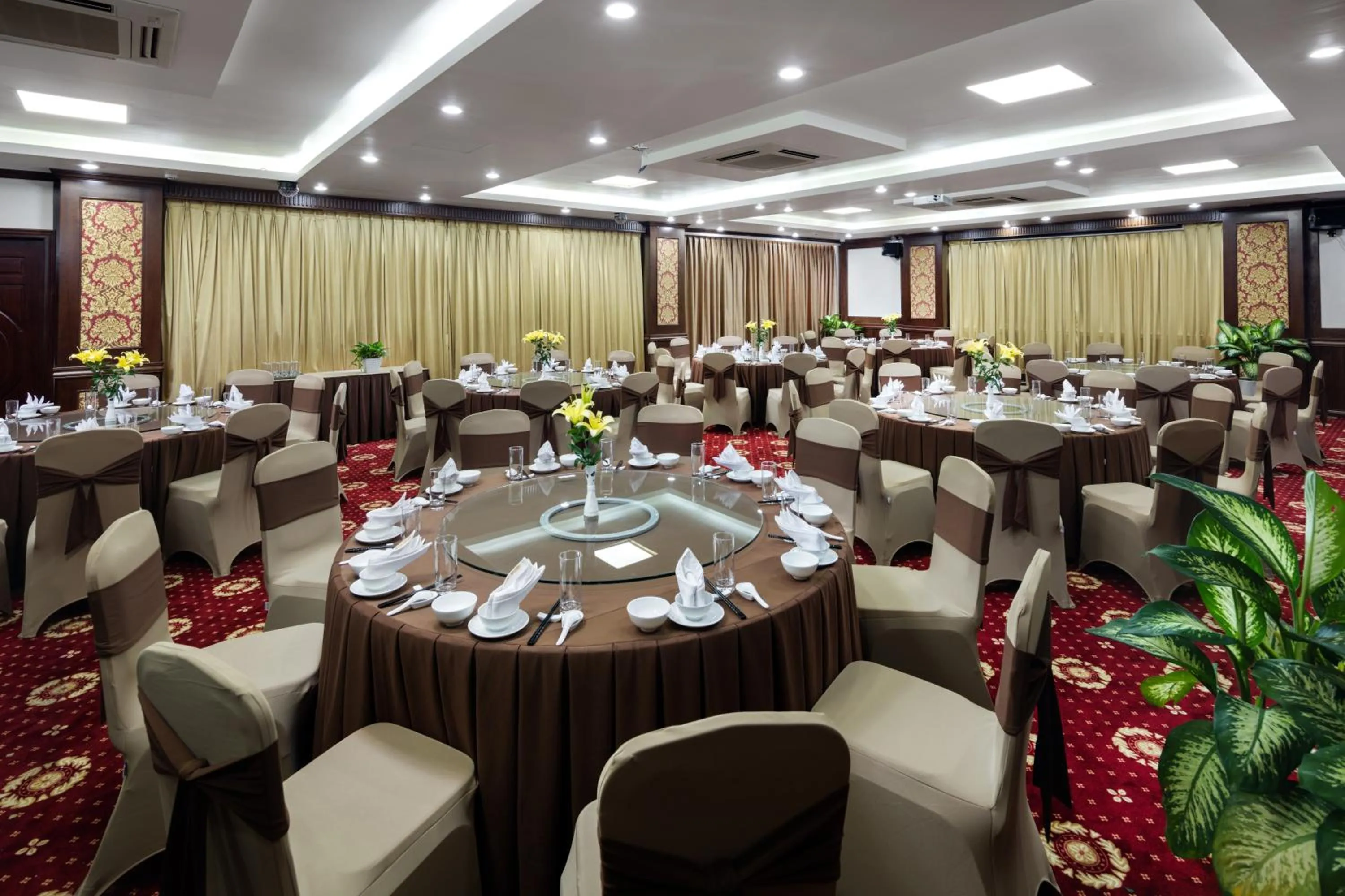 Restaurant/places to eat in Center Hotel Bac Ninh