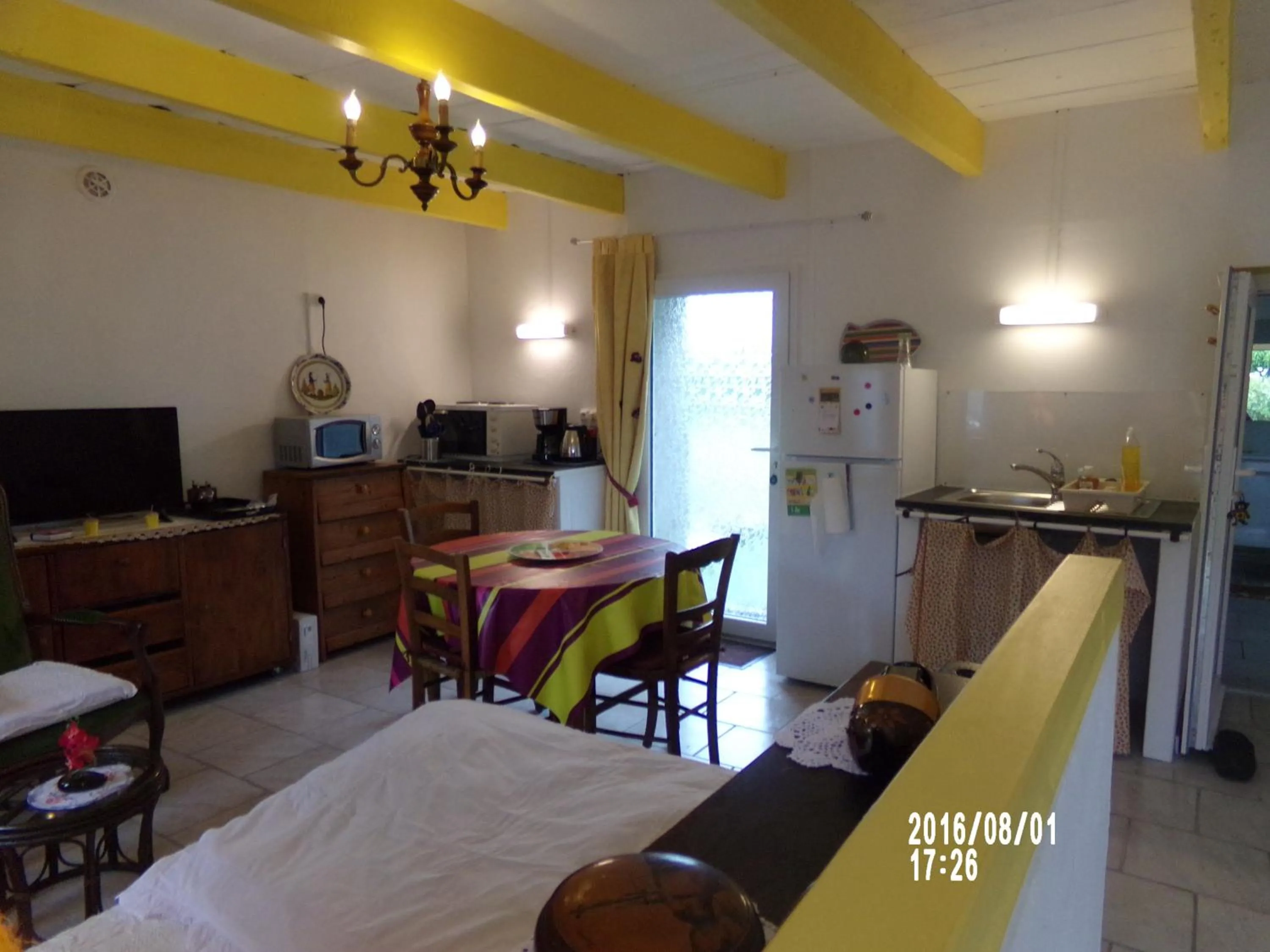 Dining area in Ty Kozh De L'aber