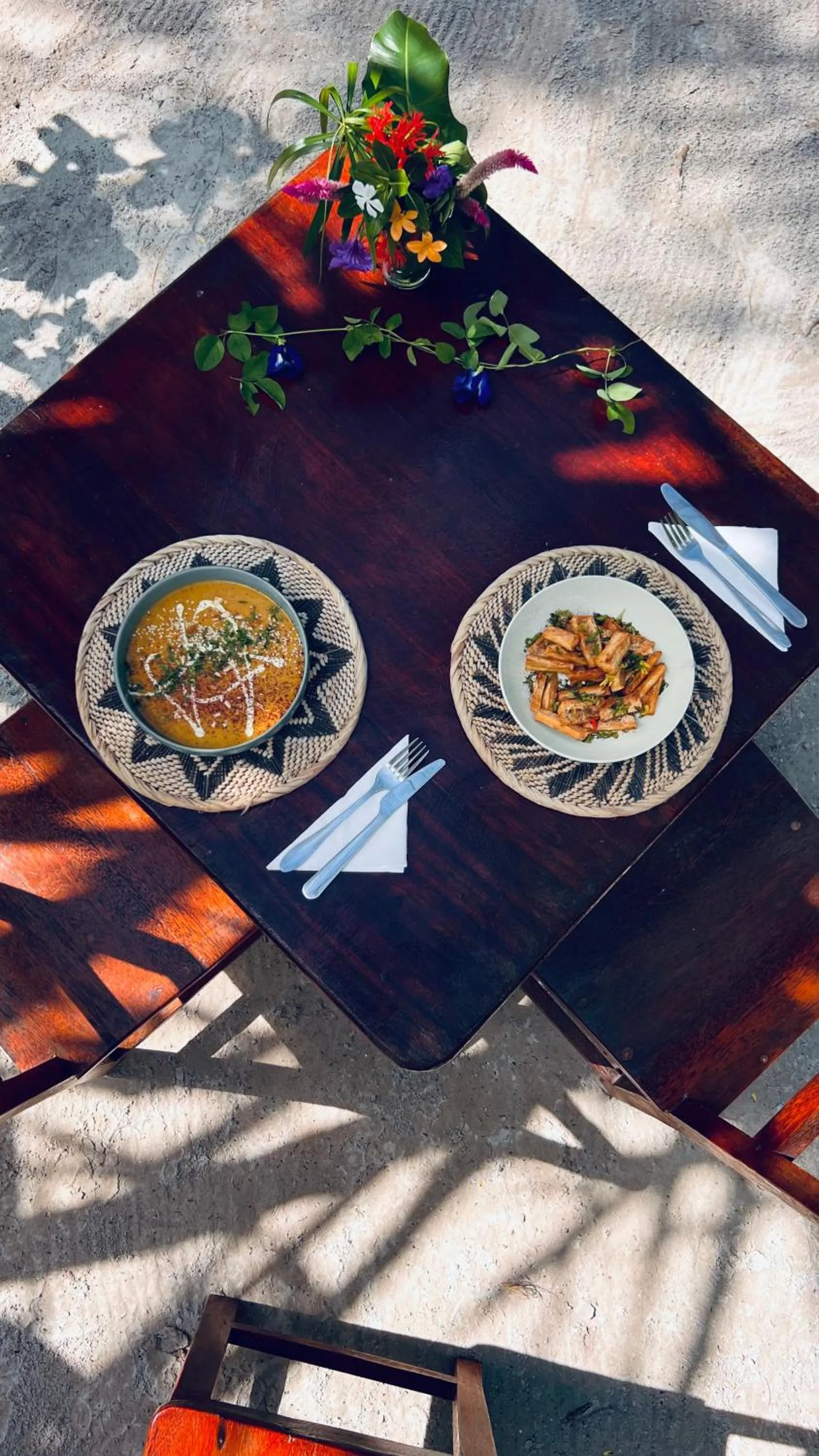 Food and drinks in Mpole Bungalows