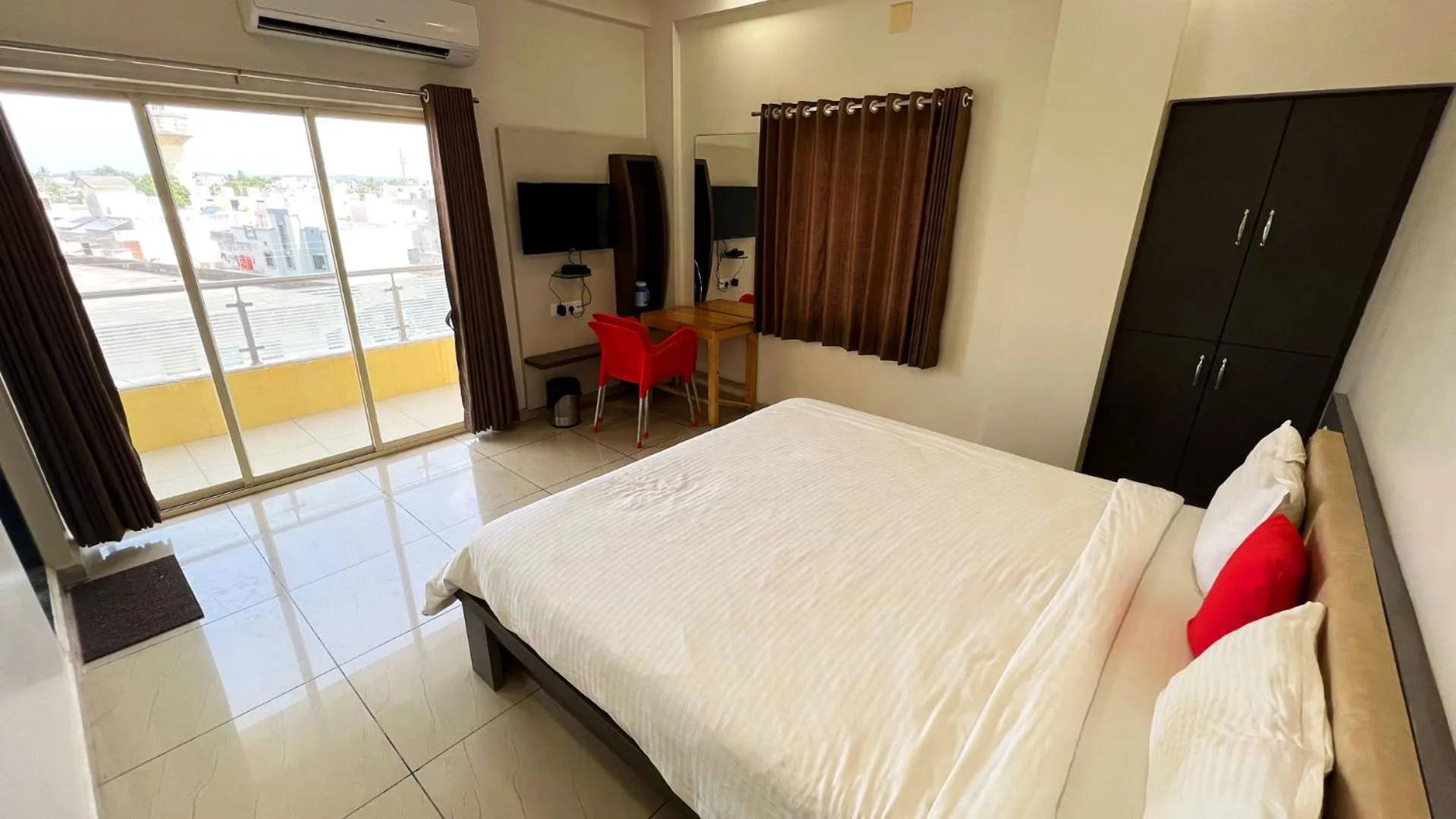 Bed in The Gir Harmony Hotel