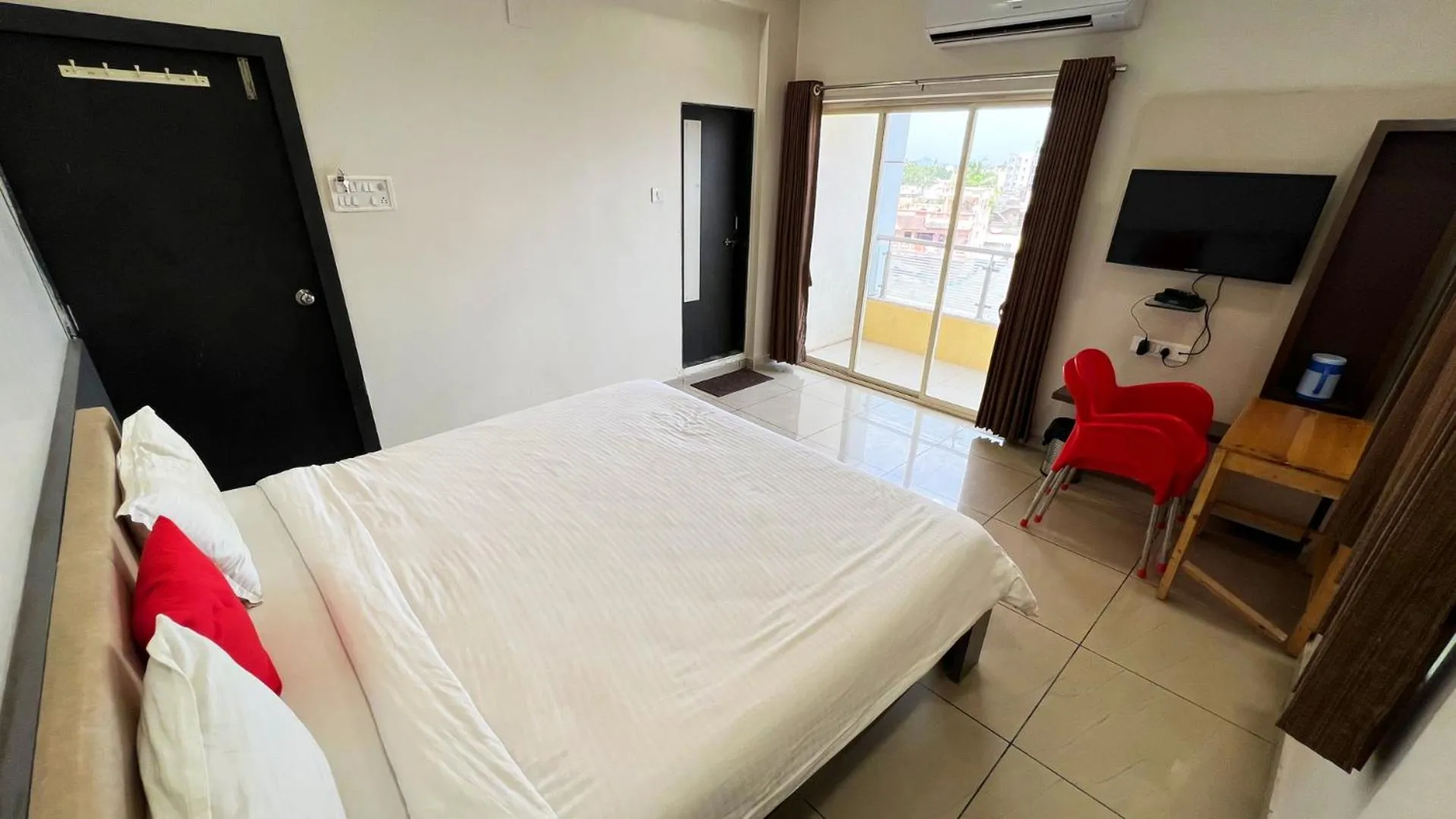 Bedroom, Bed in The Gir Harmony Hotel