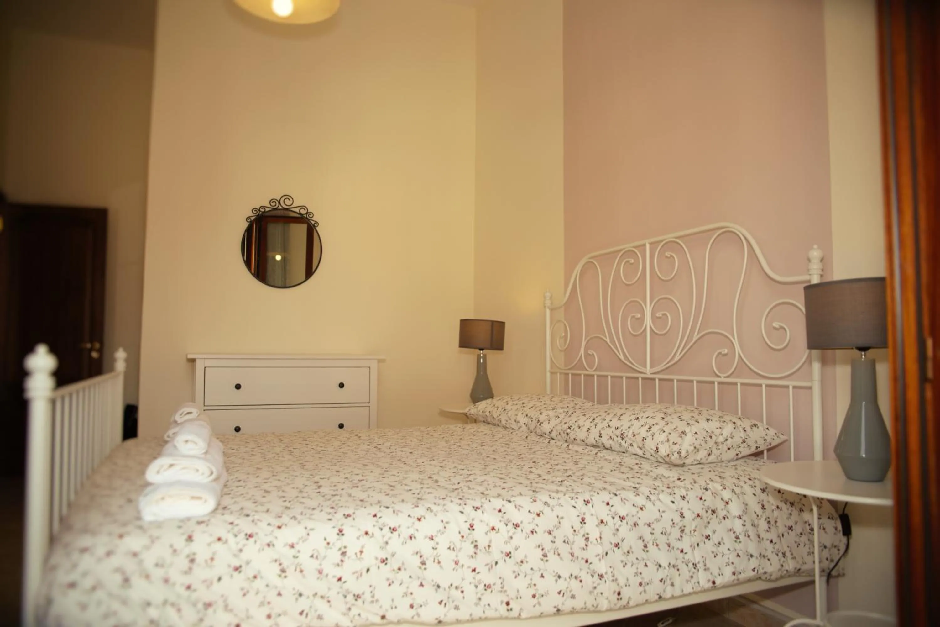 Bed in BnB DonnaLaura