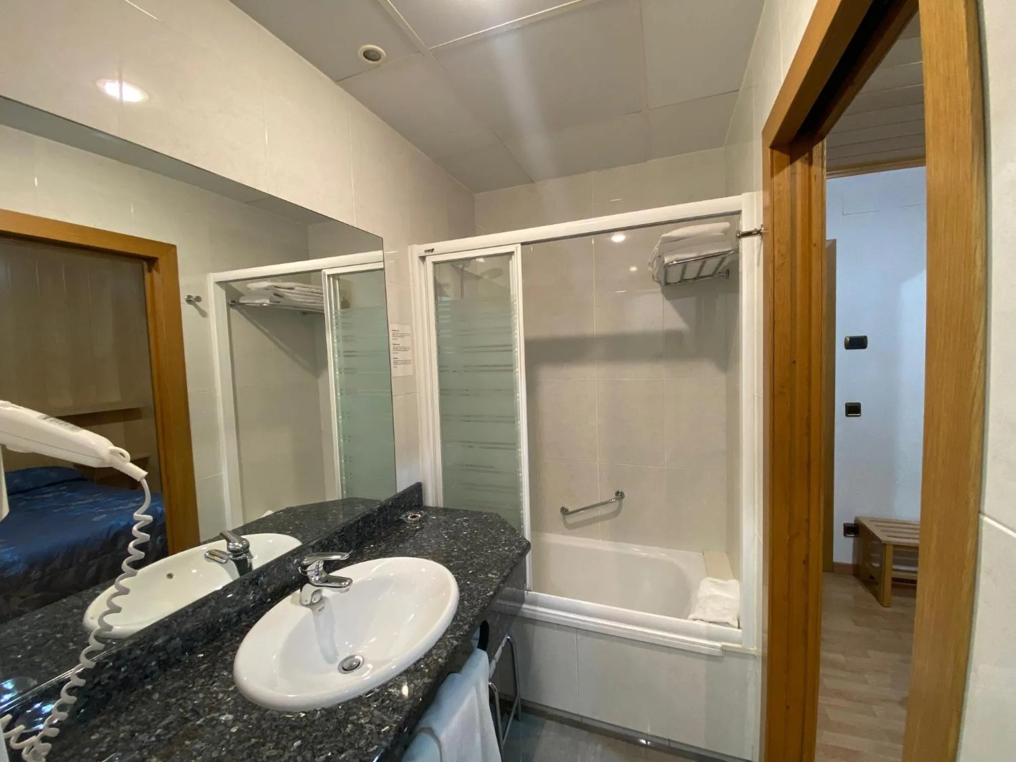 Toilet in Hotel Sant Antoni