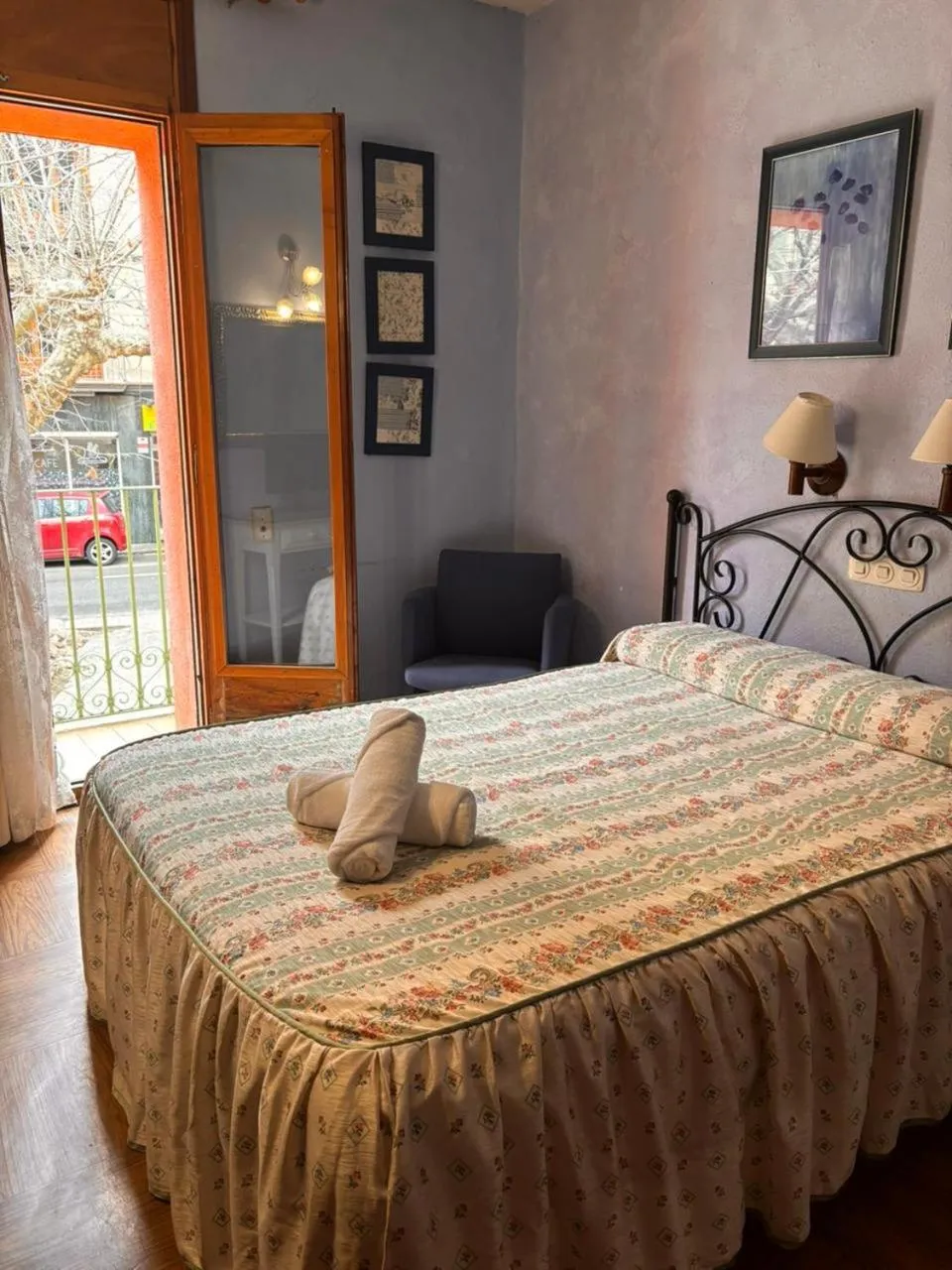 Bedroom, Bed in Hotel Prats