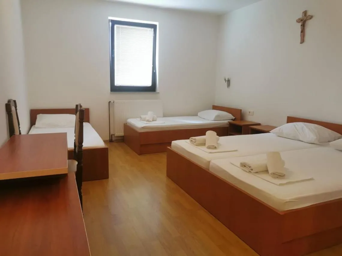 Bedroom, Bed in Rooms M&Z