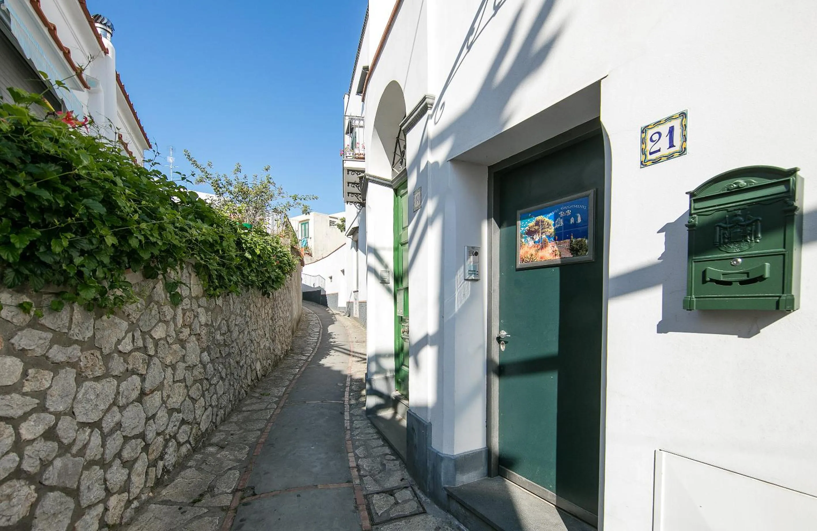 Facade/entrance in Capri Dreaming