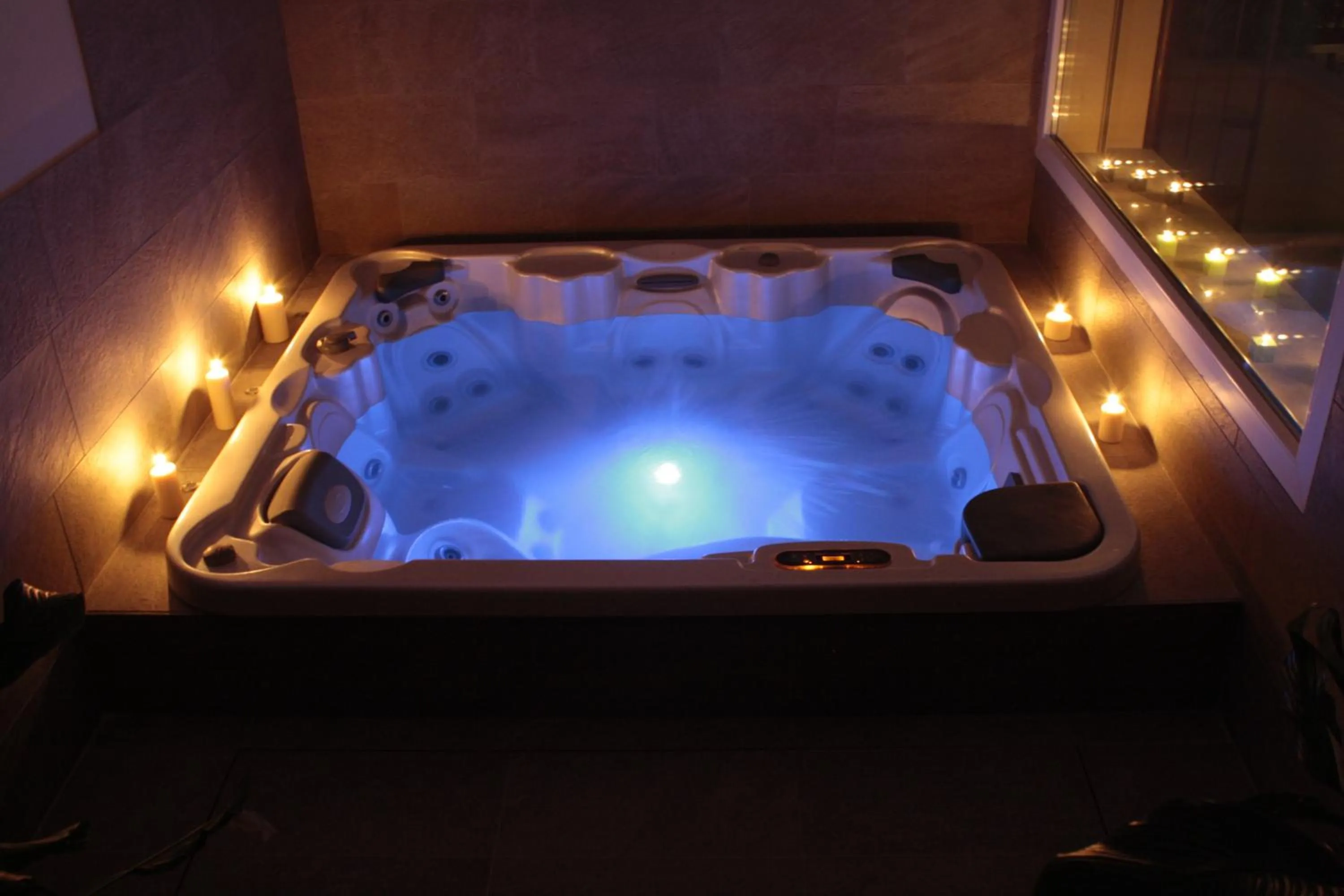 Hot Tub in Hotel Donatella Pinarella