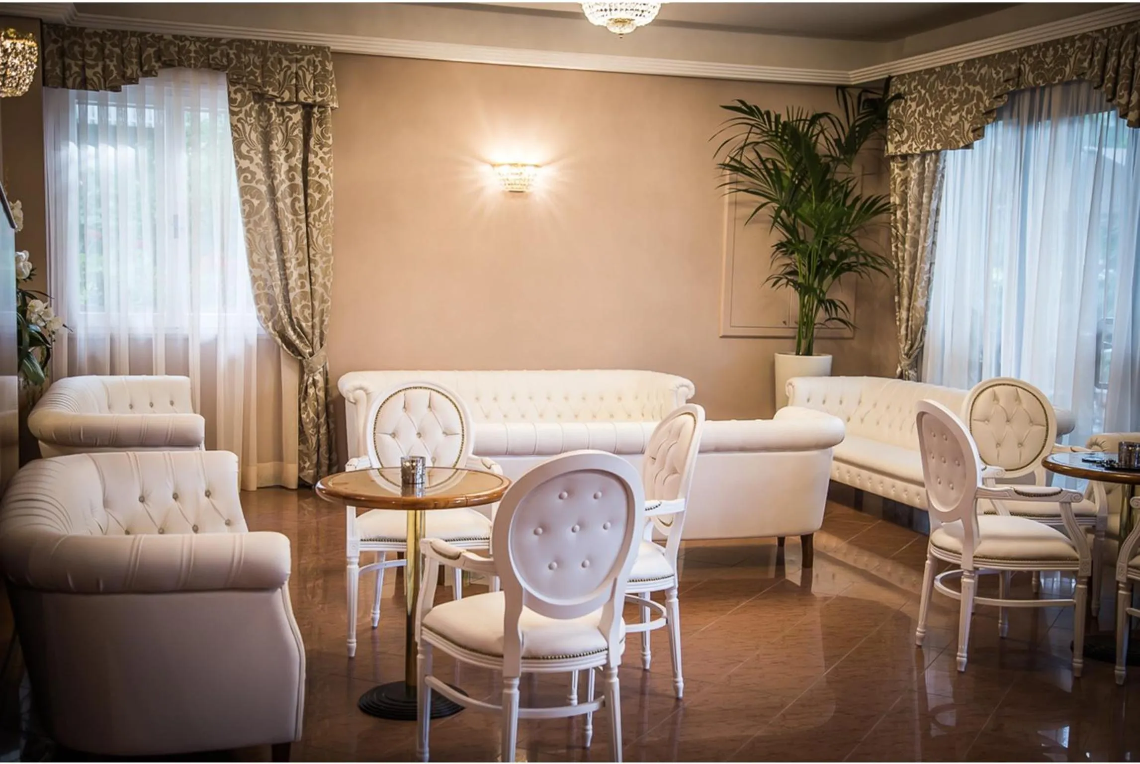 Lobby or reception in Hotel Donatella Pinarella