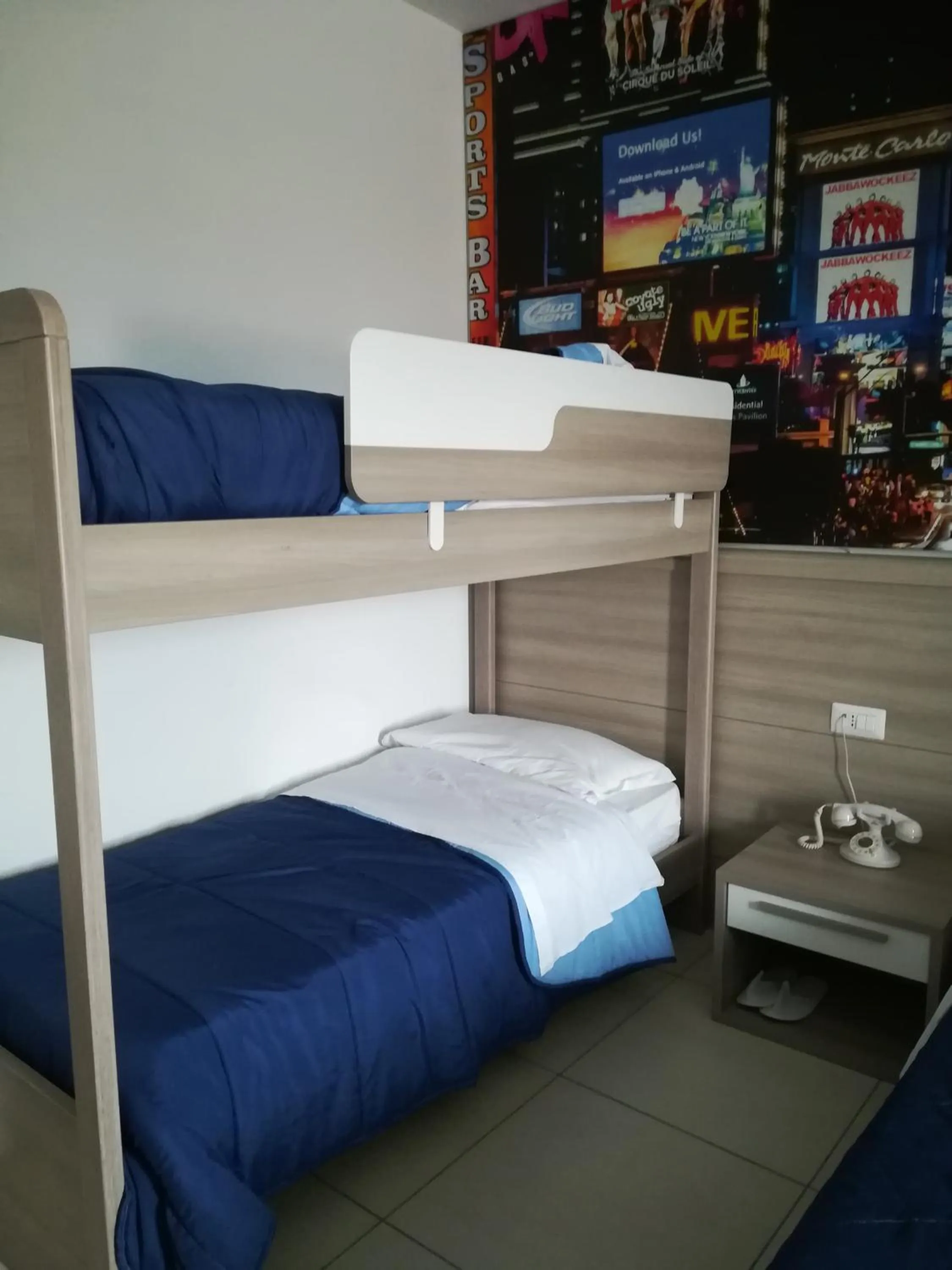 Bed in Hotel America