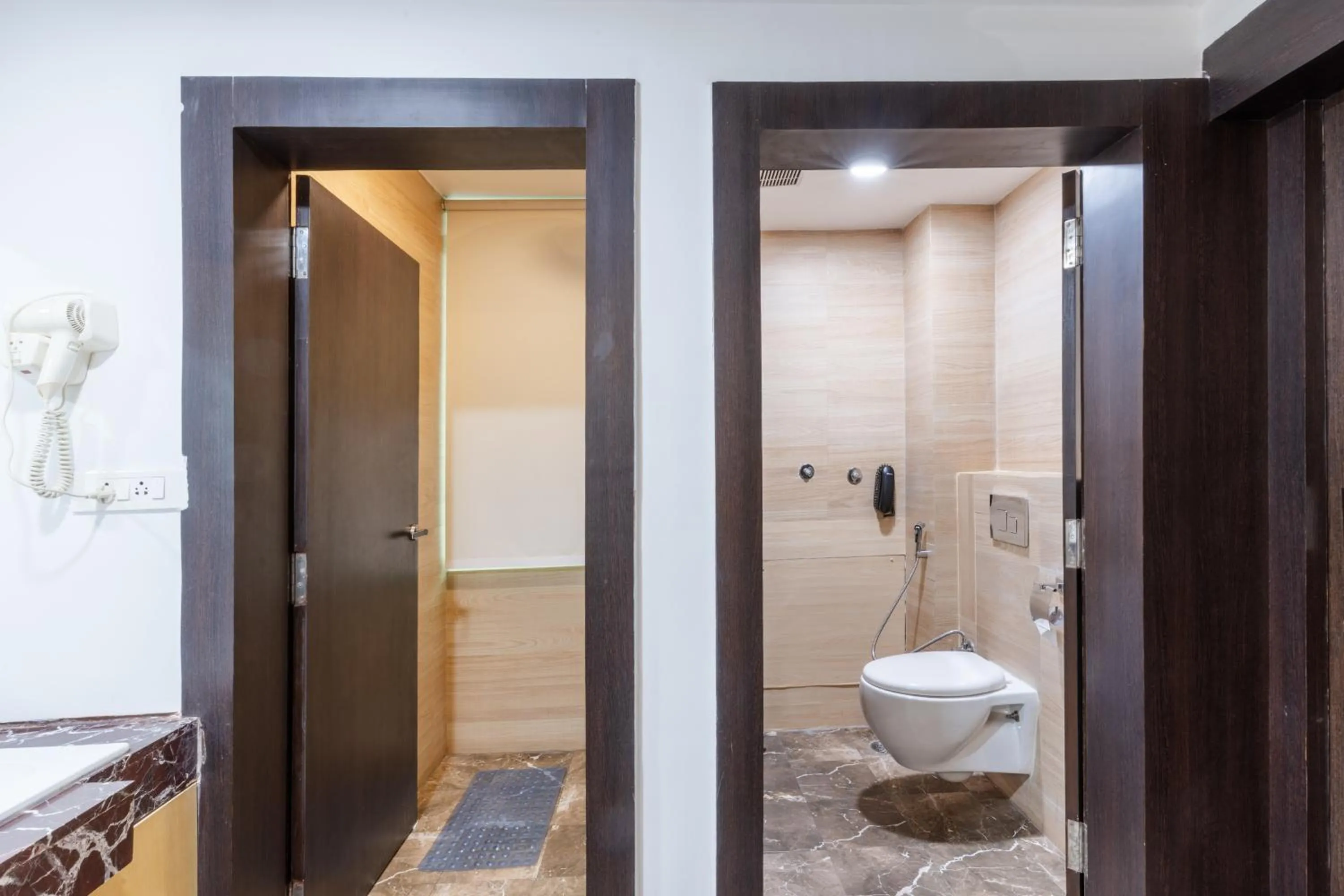 Hotel Patliputra Continental