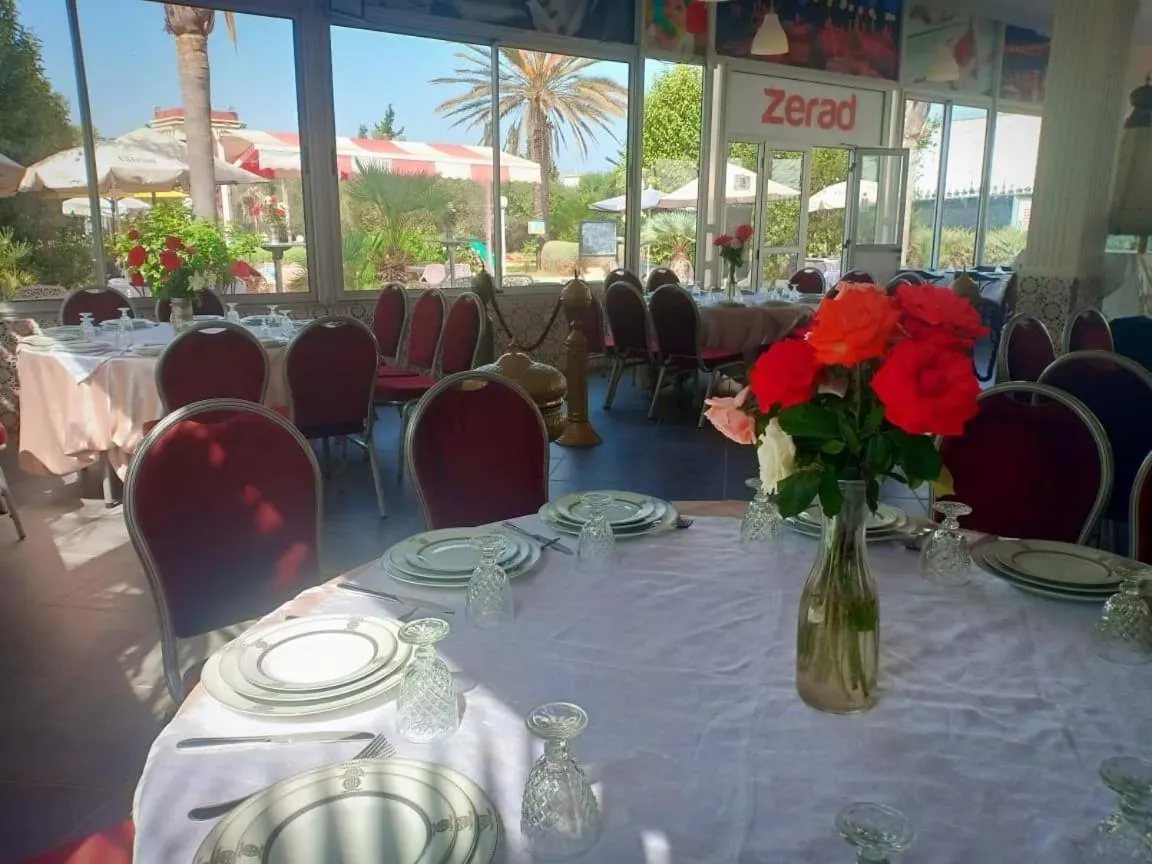 Dining area in Zerad