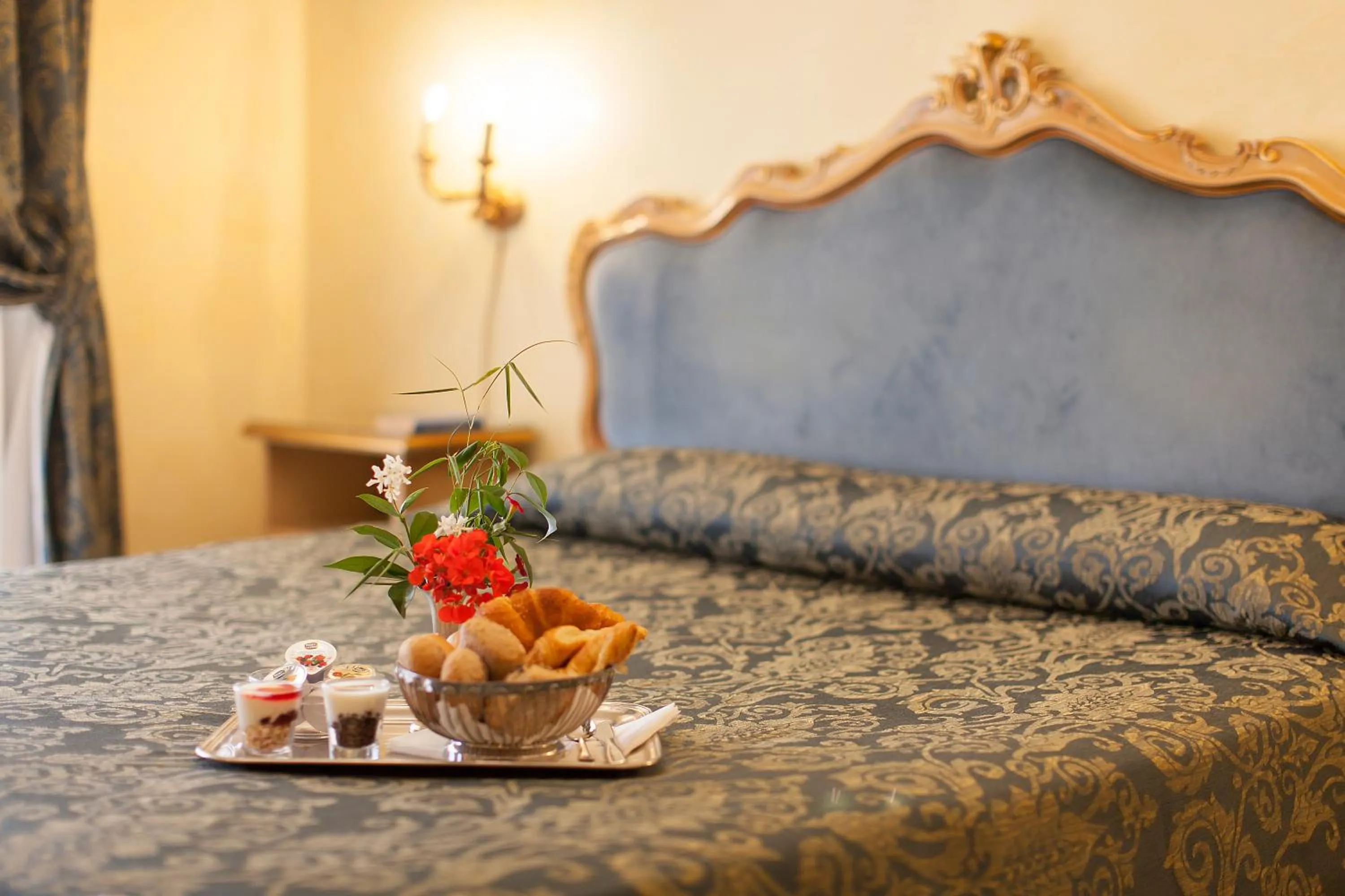 Decorative detail, Bed in Hotel Rigel