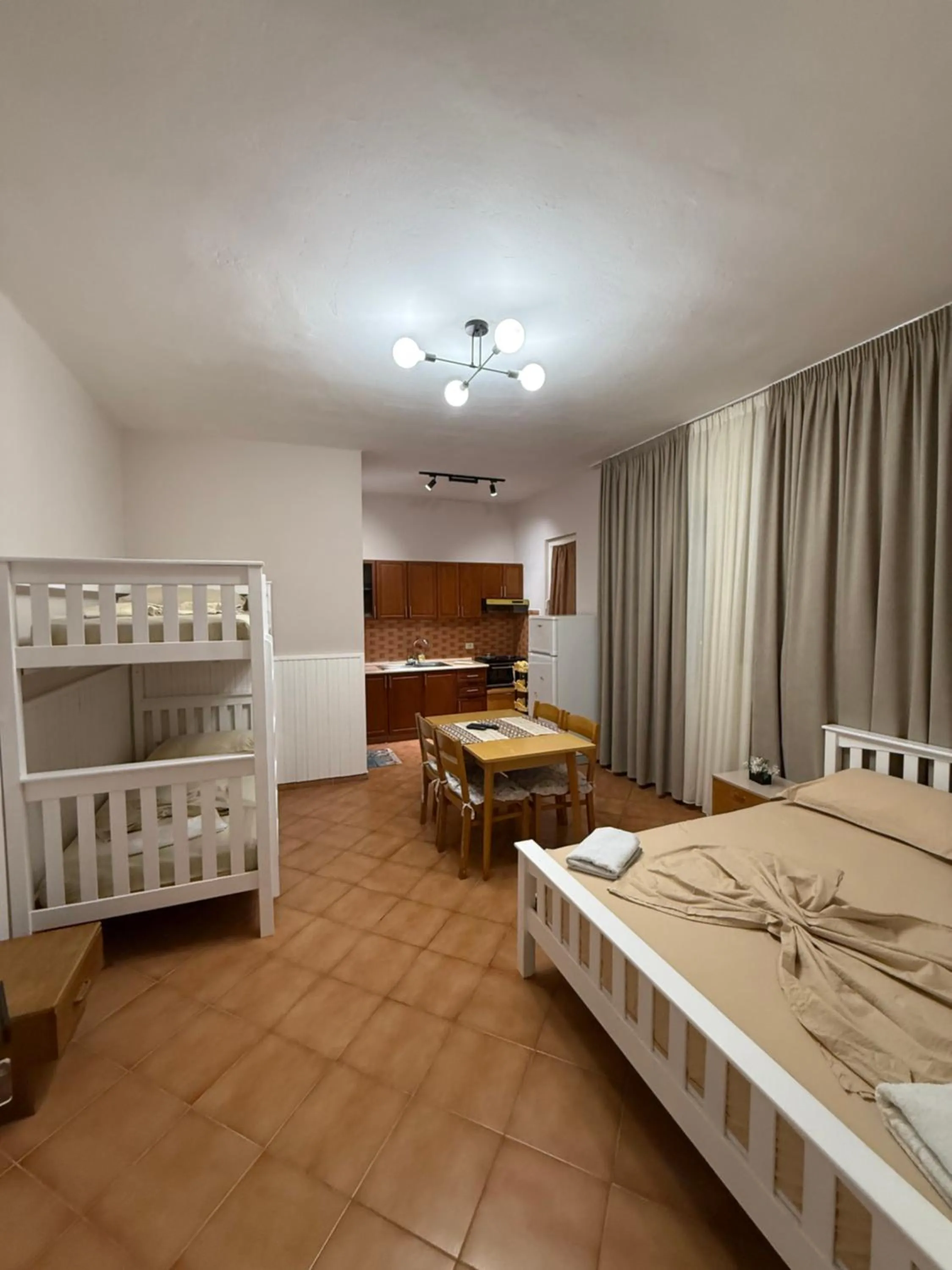 Photo of the whole room, Bed in Guroal Holiday House