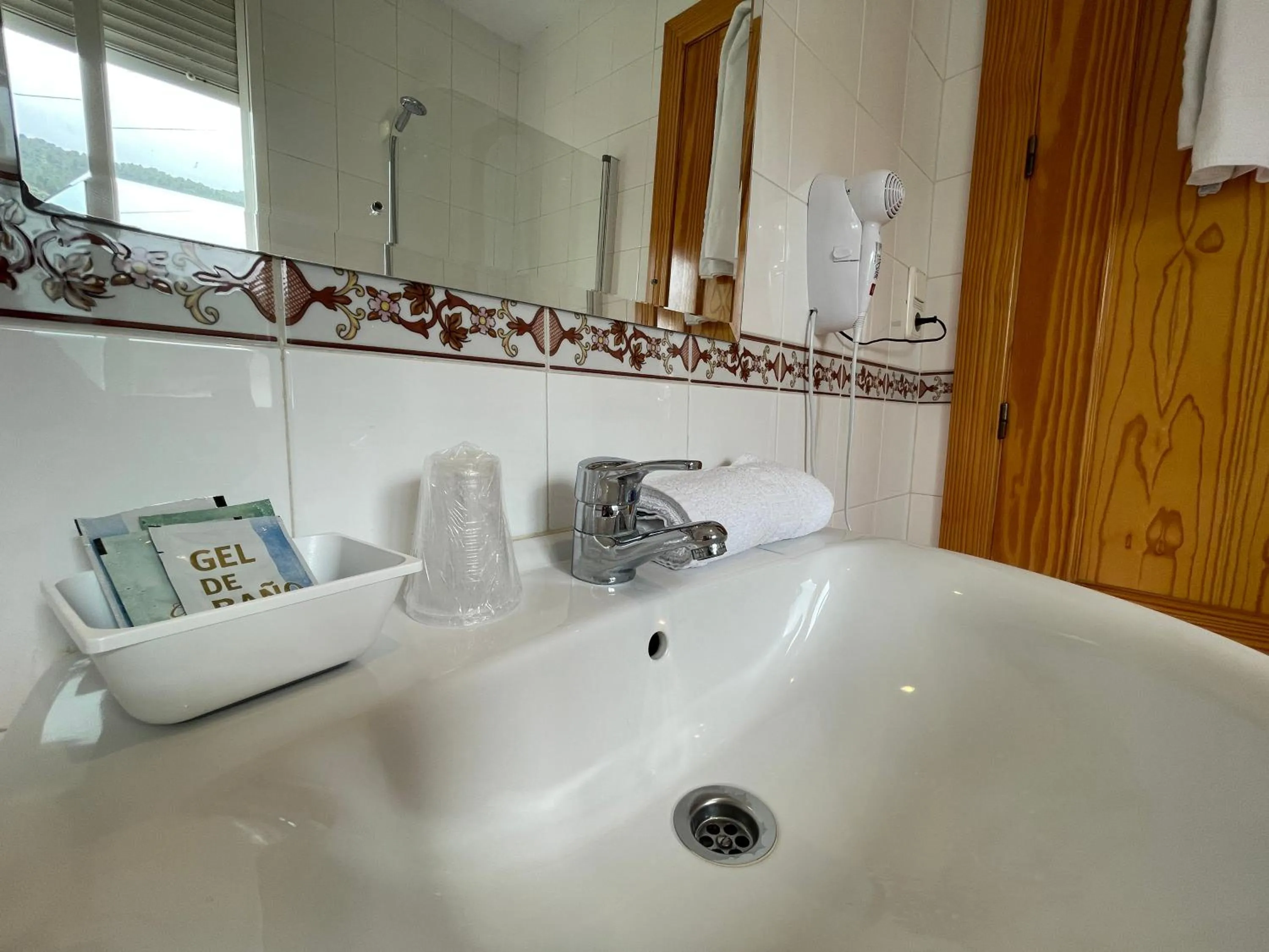 Bathroom in Quéntar Hotel Rural