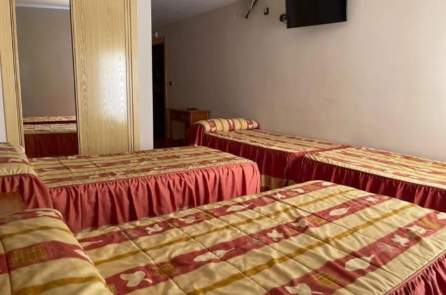 Photo of the whole room, Bed in Quéntar Hotel Rural