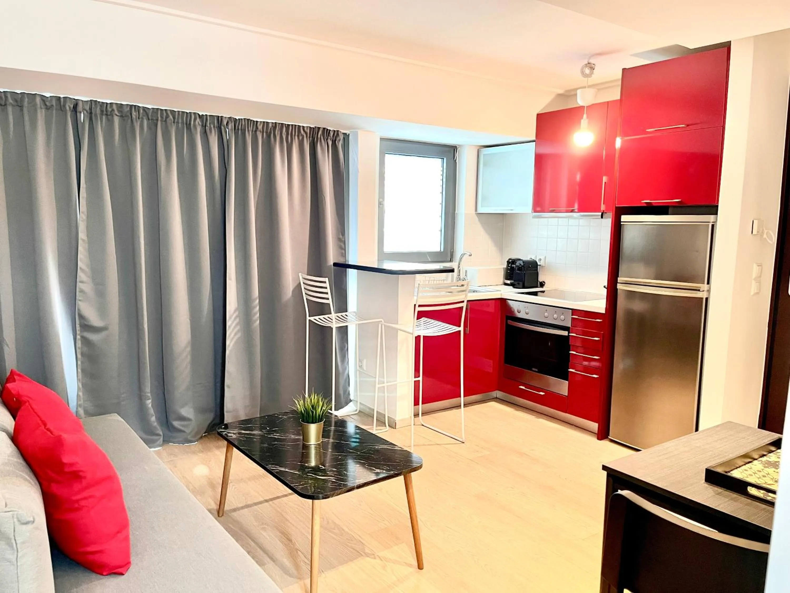 Kitchen or kitchenette in Elvita Apartments