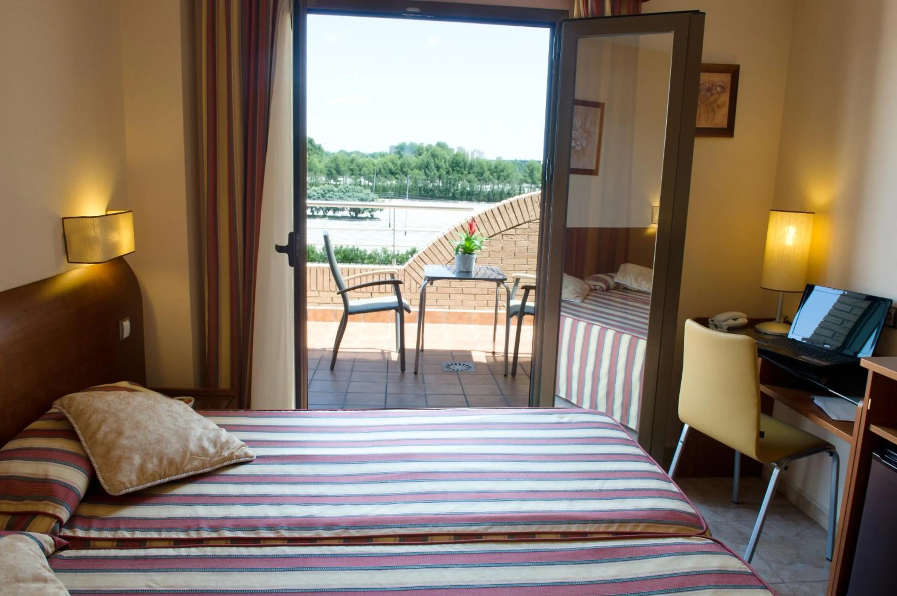 Balcony/Terrace, Bed in Torrijos