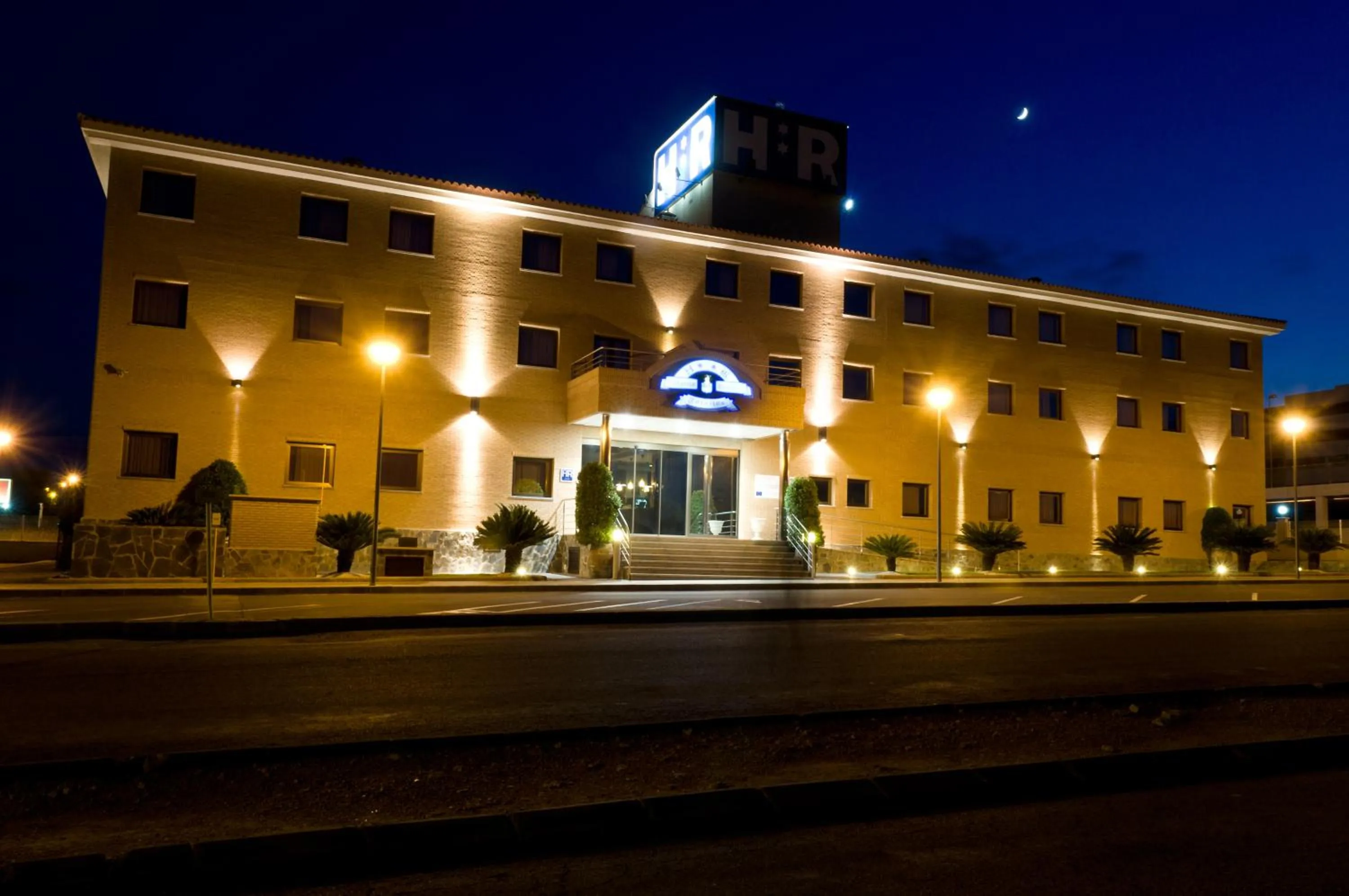 Facade/entrance in Torrijos