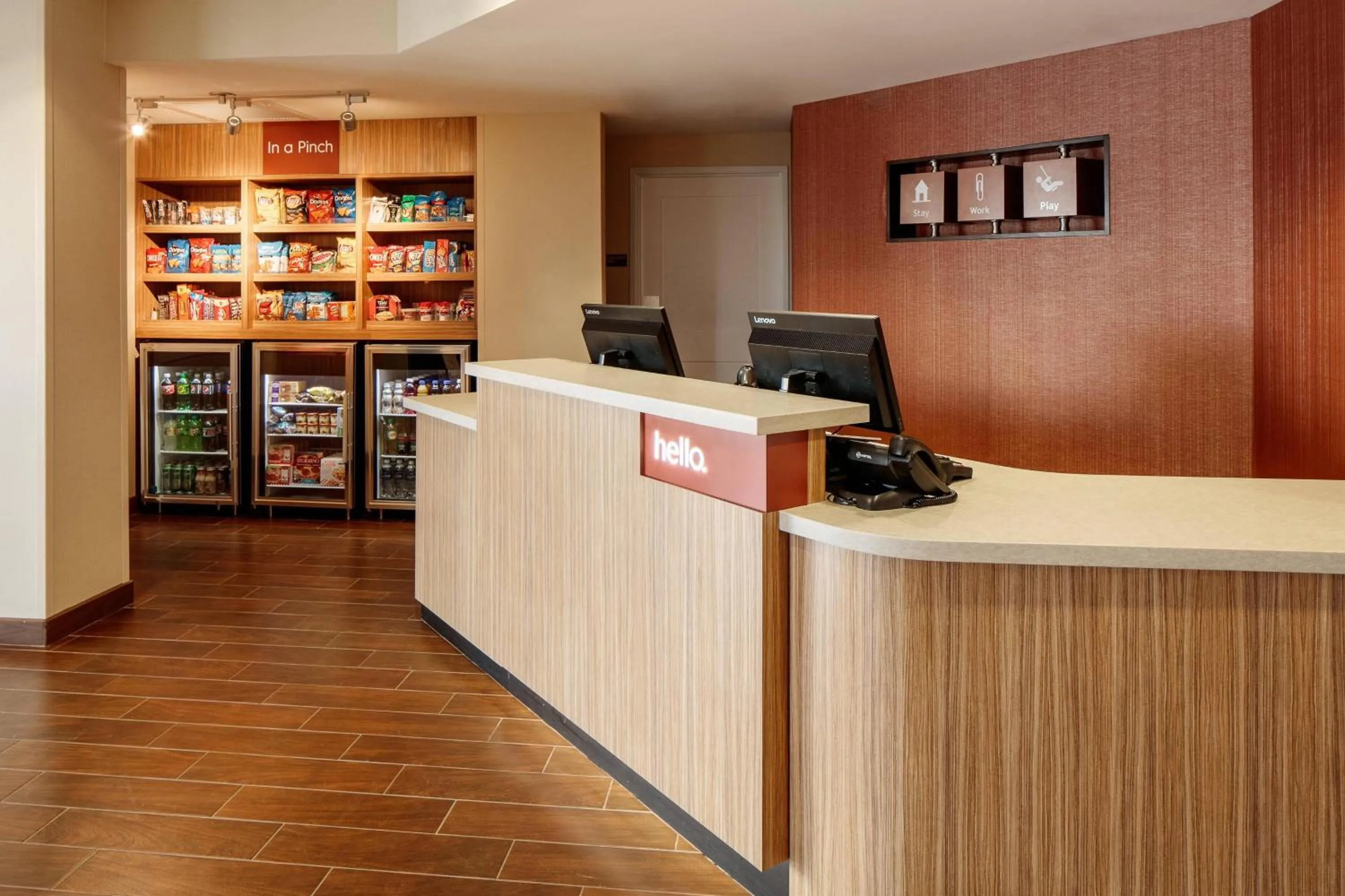Lobby or reception in TownePlace Suites by Marriott Kansas City Airport