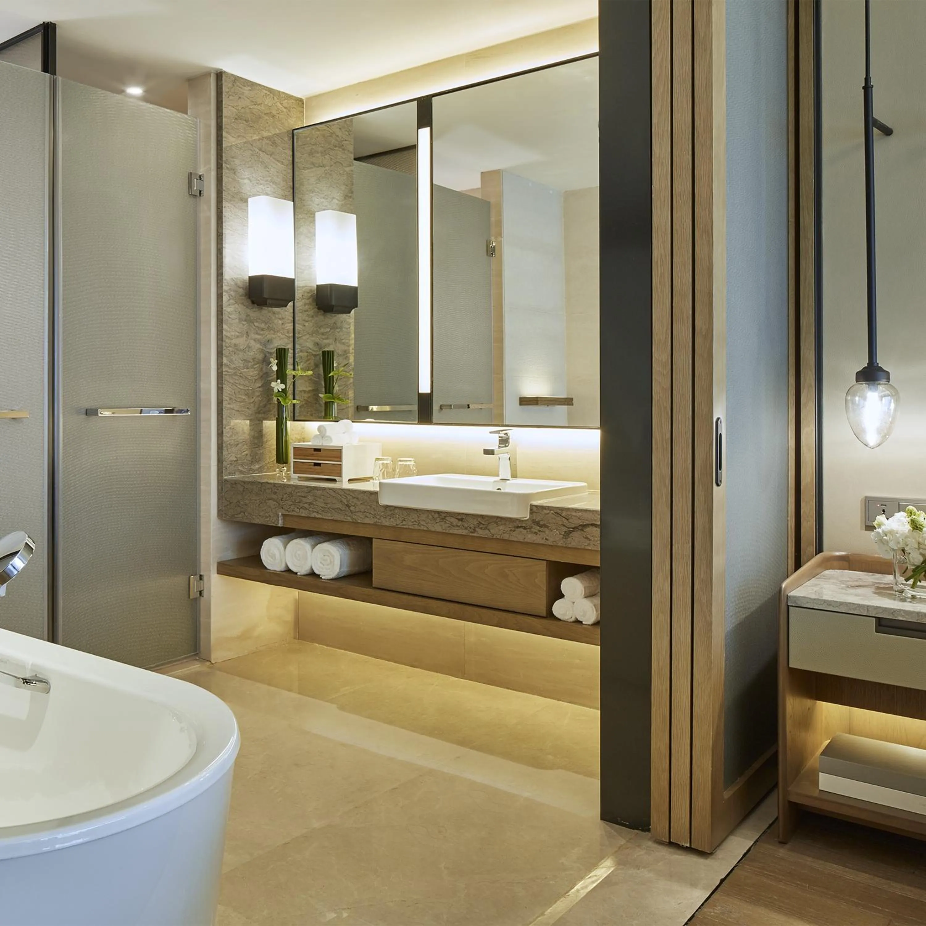 Property building, Bed in Hangzhou Marriott Hotel Qianjiang