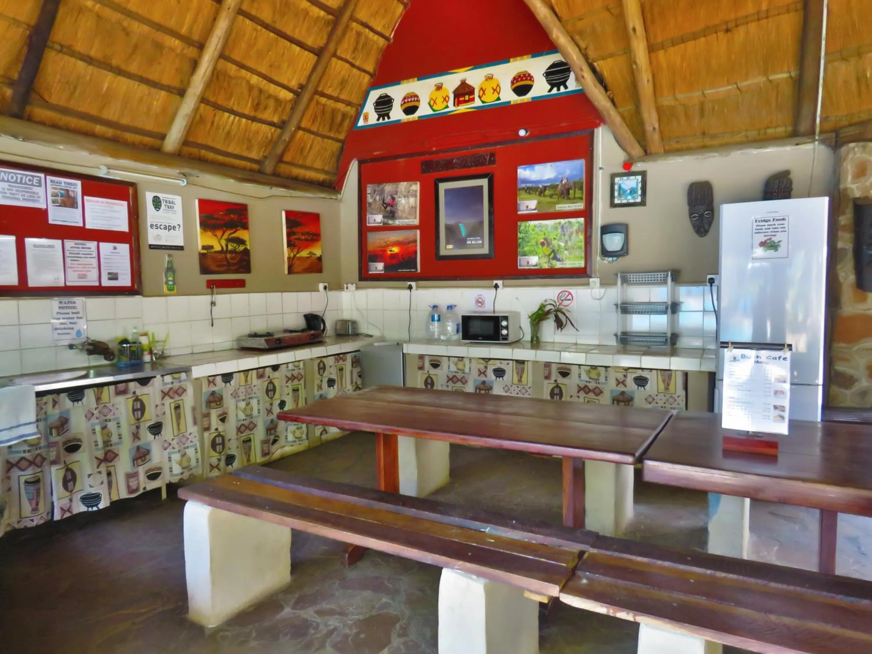 Restaurant/places to eat in Victoria Falls Backpackers Lodge