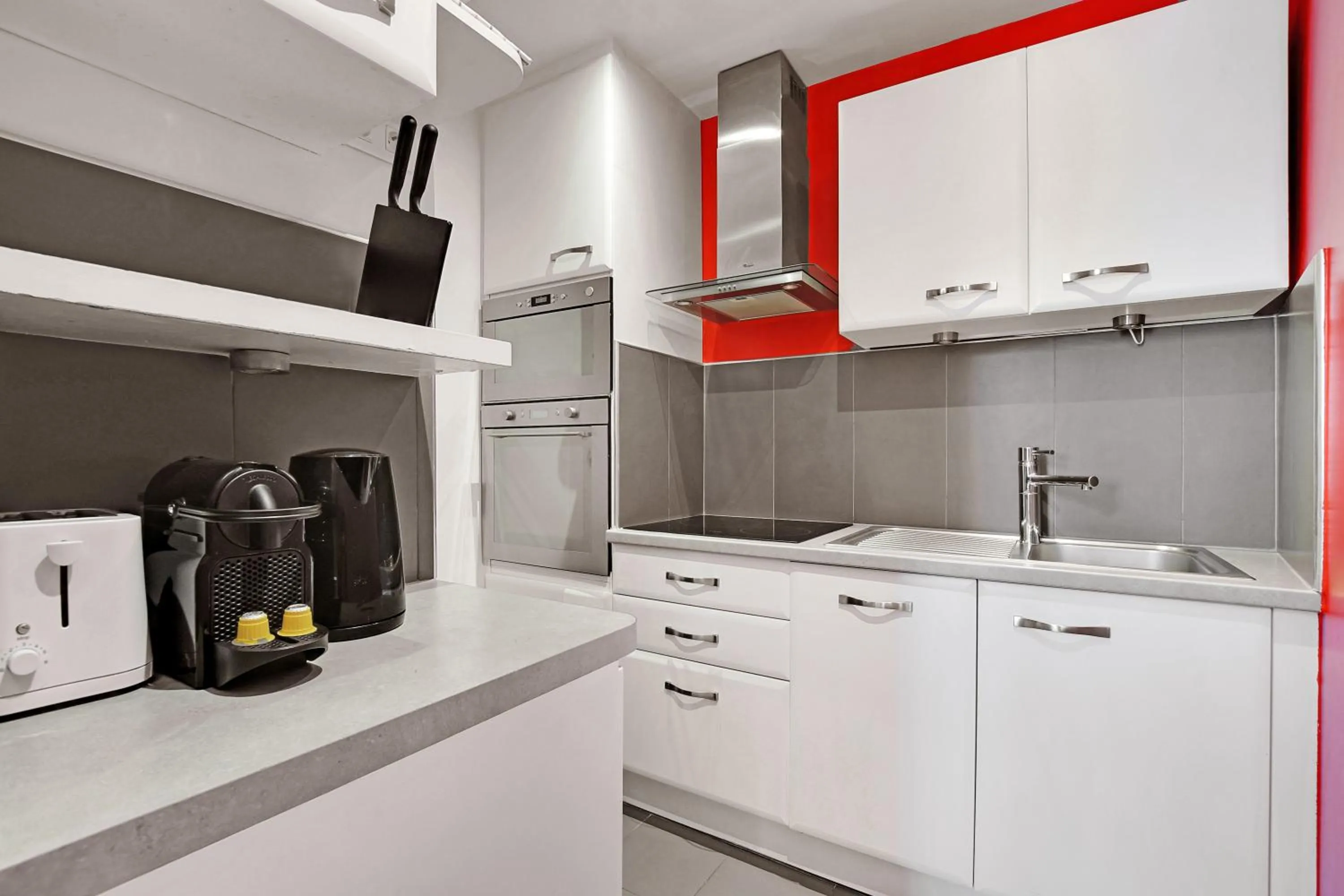 Coffee/tea facilities in Residence central marais