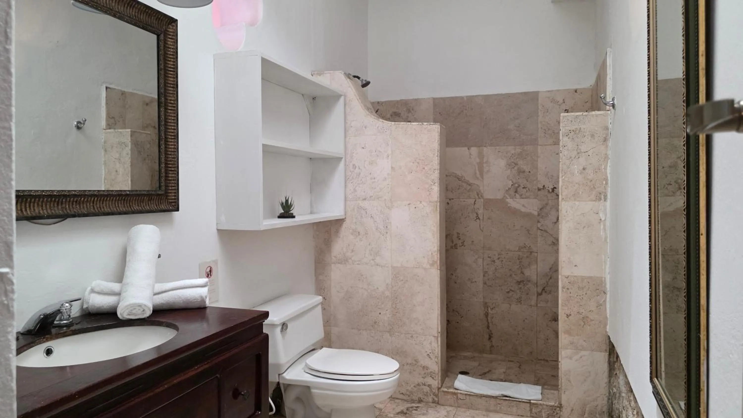 Bathroom in Hotel Casa la Tablada