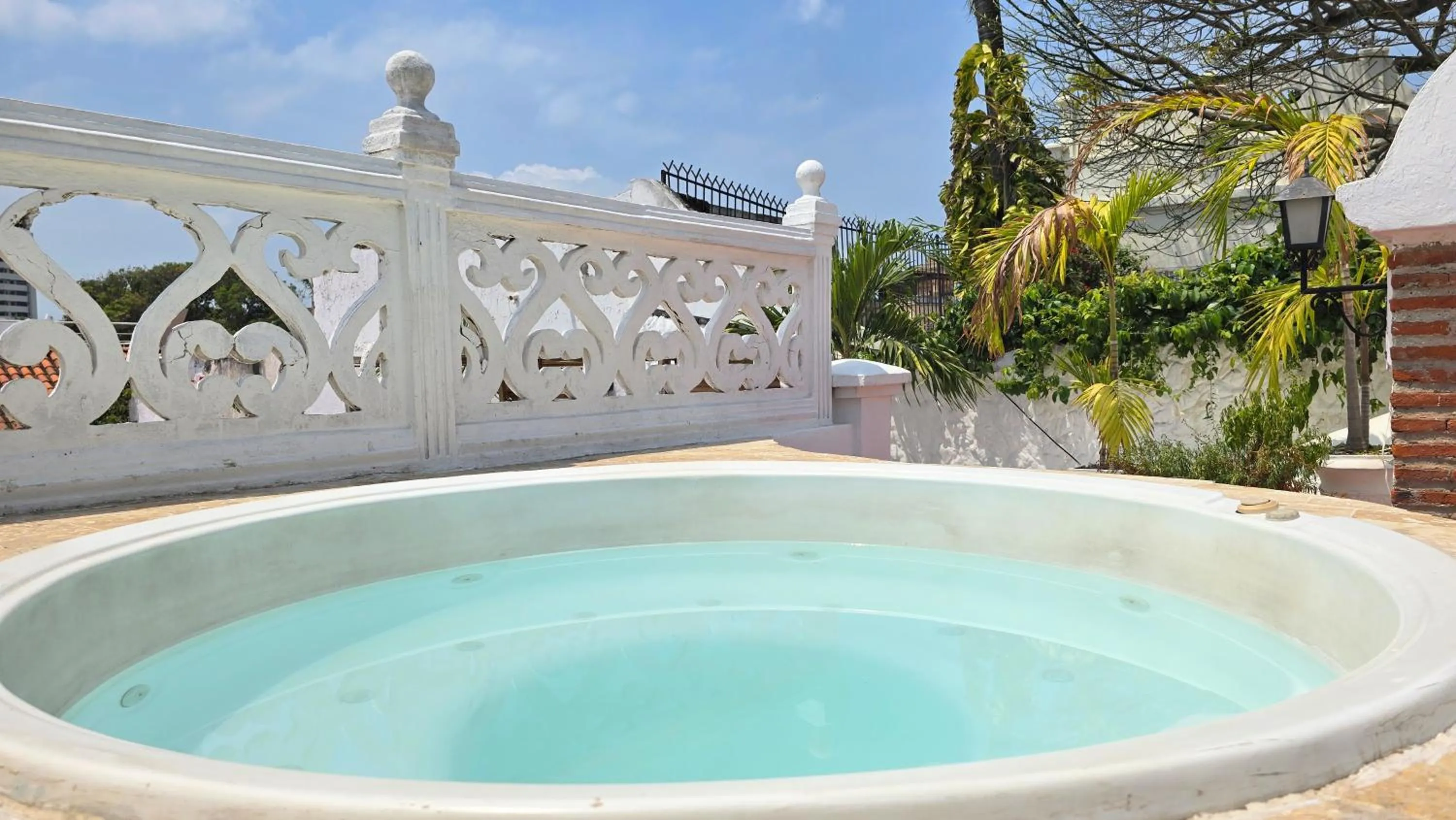 Hot Tub in Hotel Casa la Tablada By GB Collection
