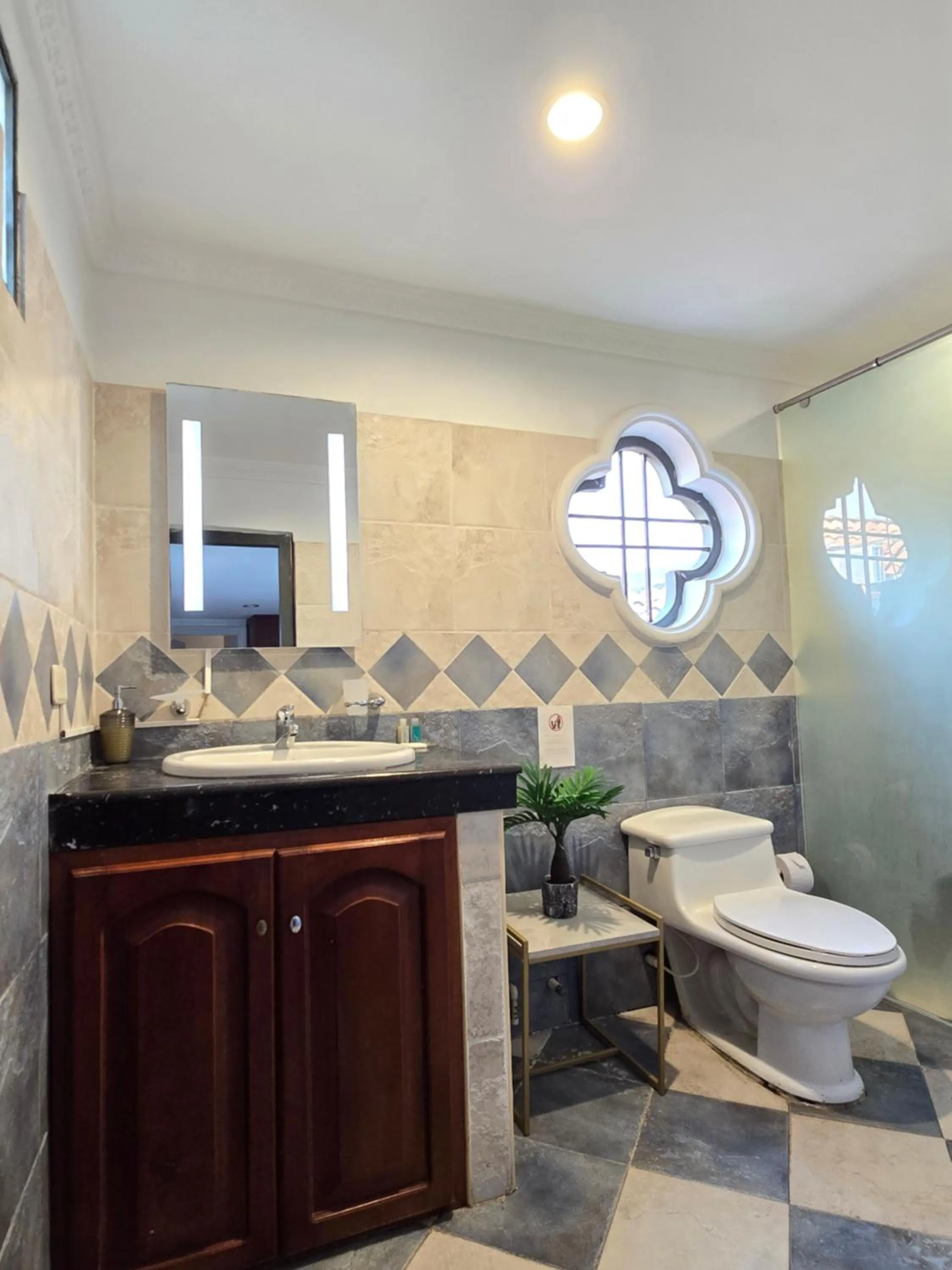 Toilet in Hotel Casa la Tablada By GB Collection