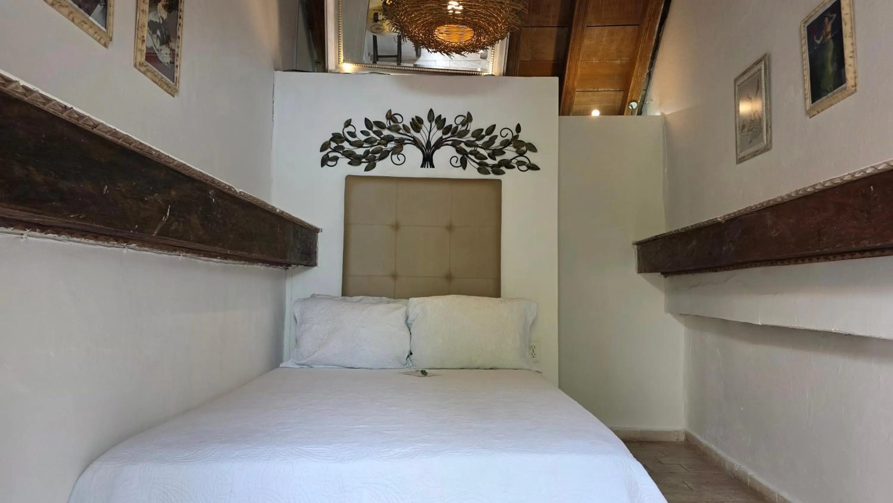 Photo of the whole room, Bed in Hotel Casa la Tablada