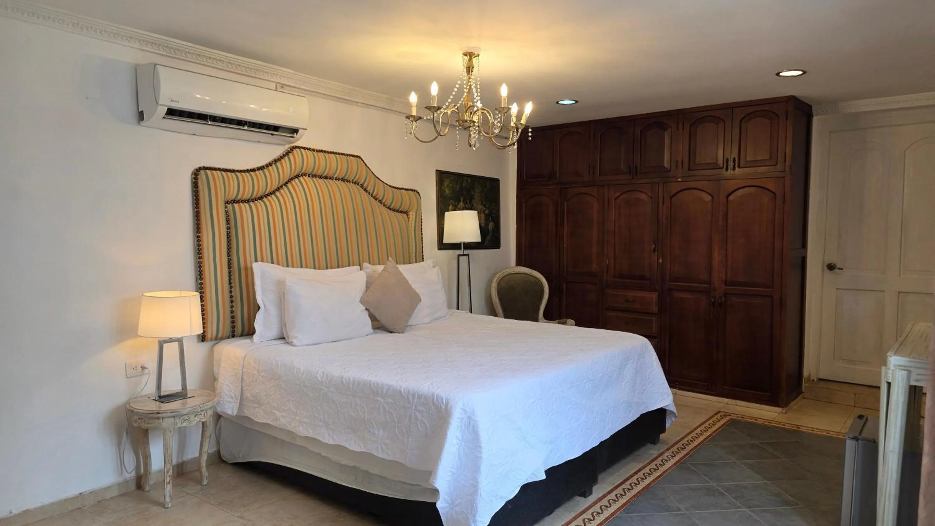 Photo of the whole room, Bed in Hotel Casa la Tablada