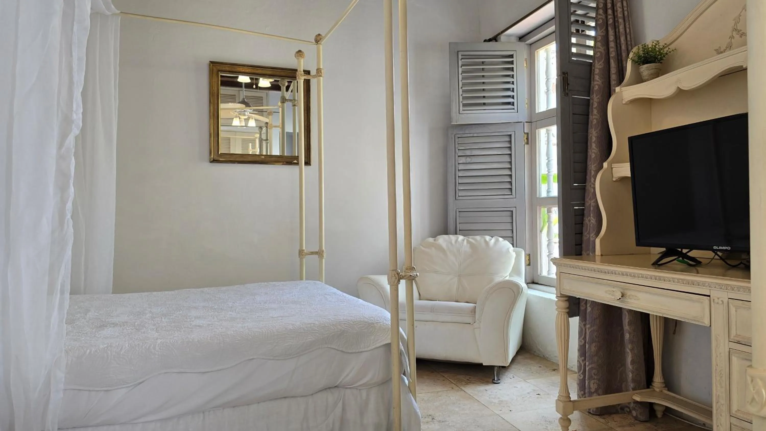 Photo of the whole room, Bed in Hotel Casa la Tablada By GB Collection