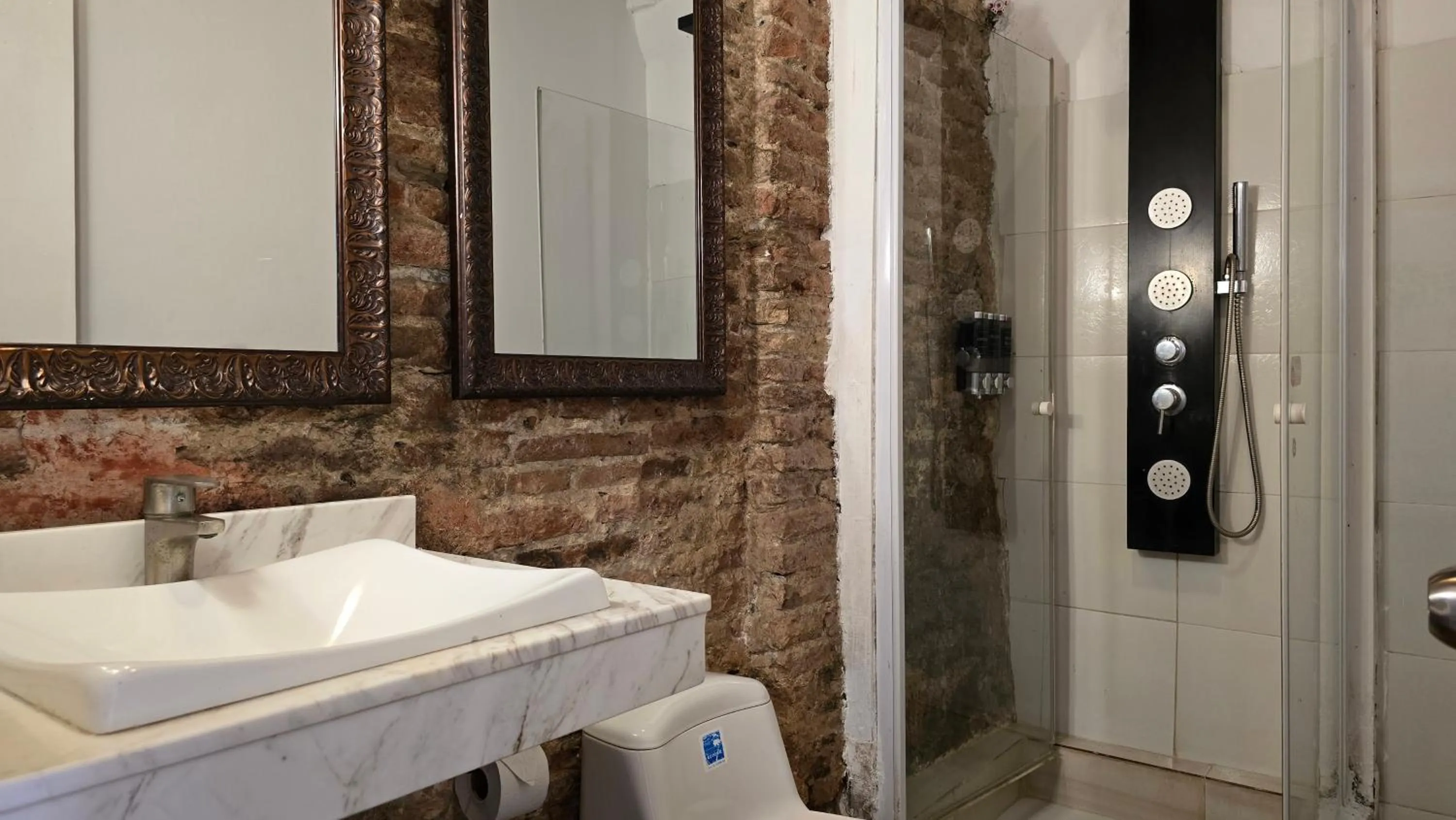 Bathroom in Hotel Casa la Tablada By GB Collection