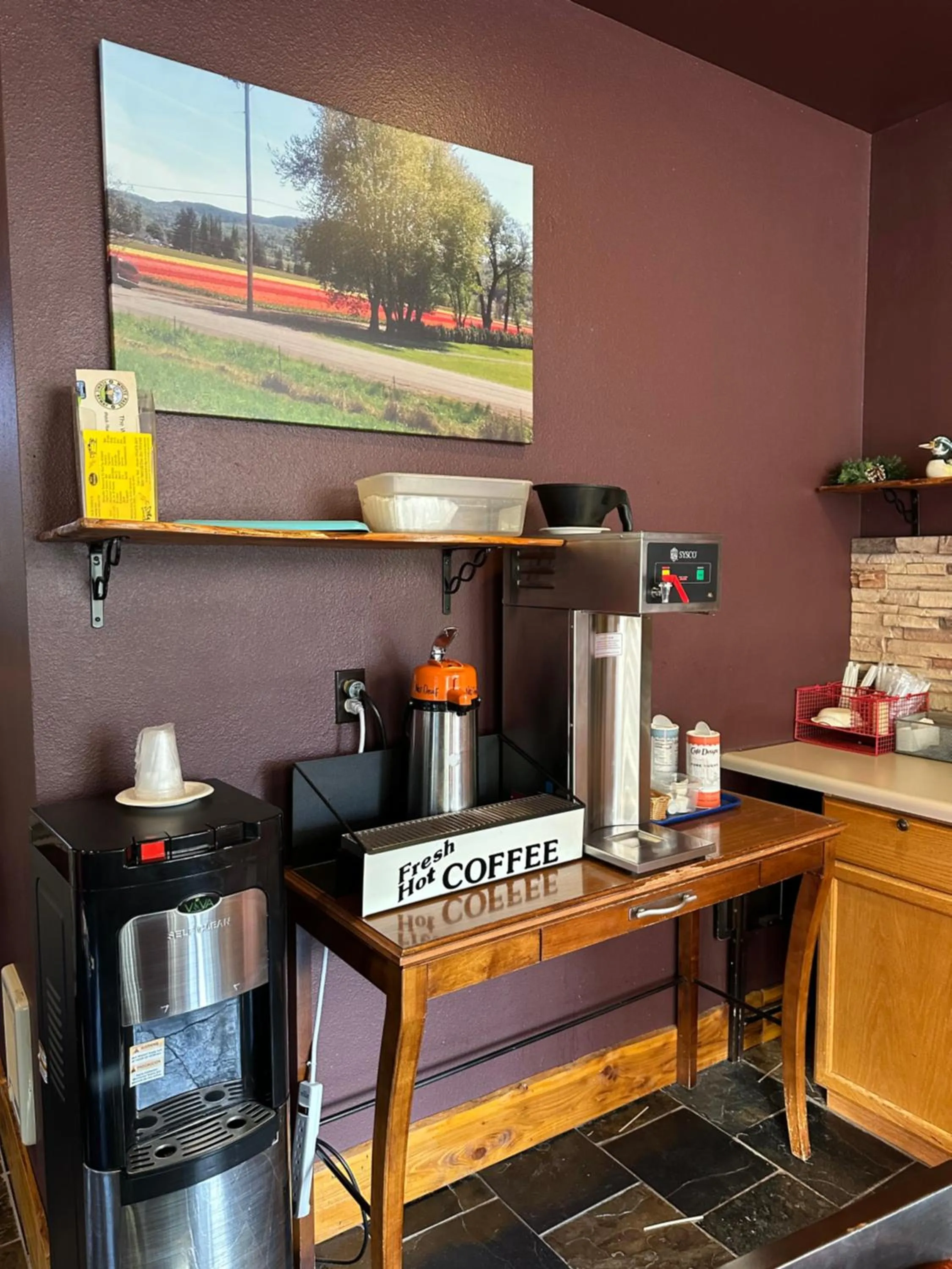 Coffee/tea facilities in Packwood Lodge & Cabins