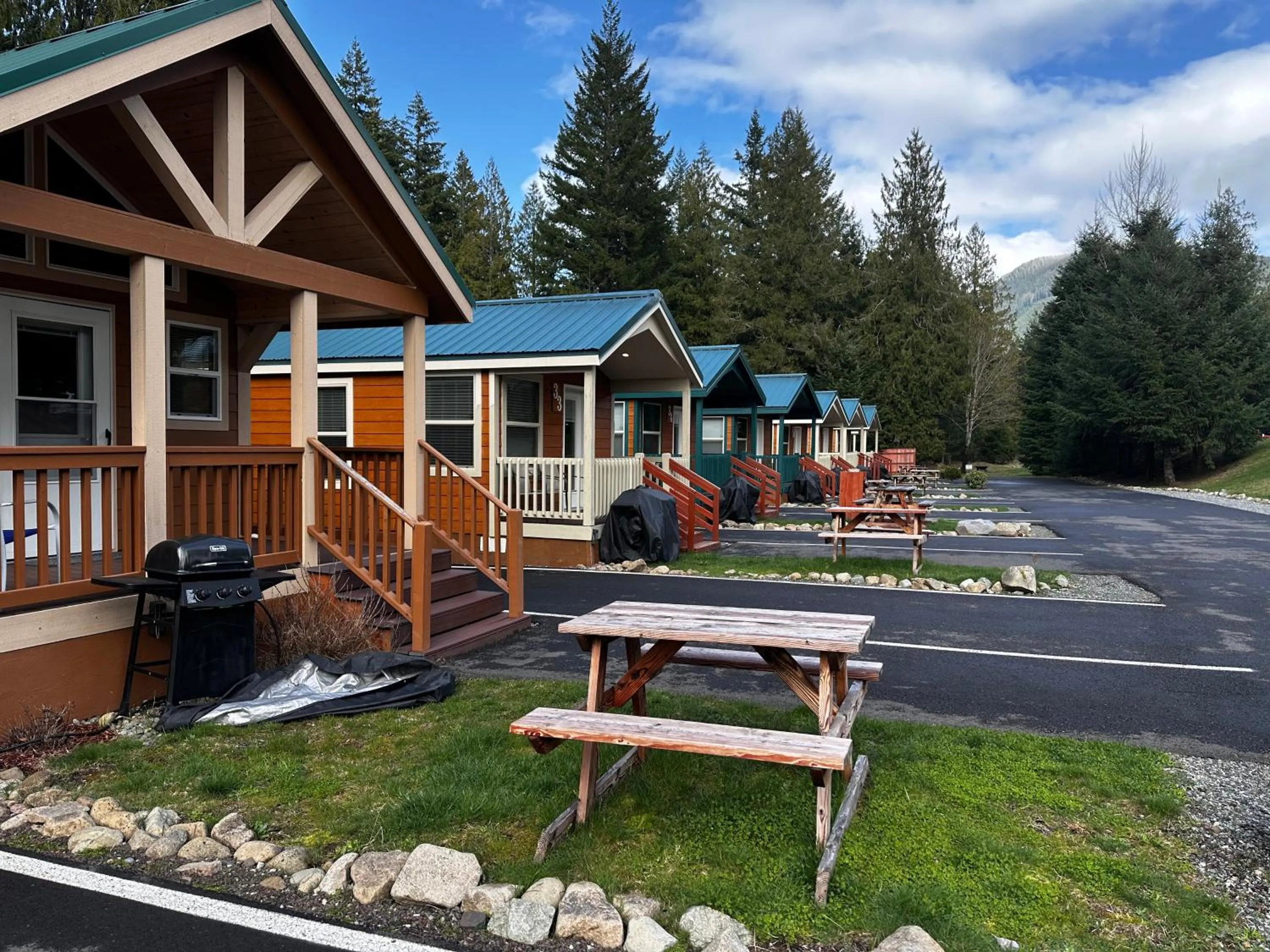 Patio in Packwood Lodge & Cabins