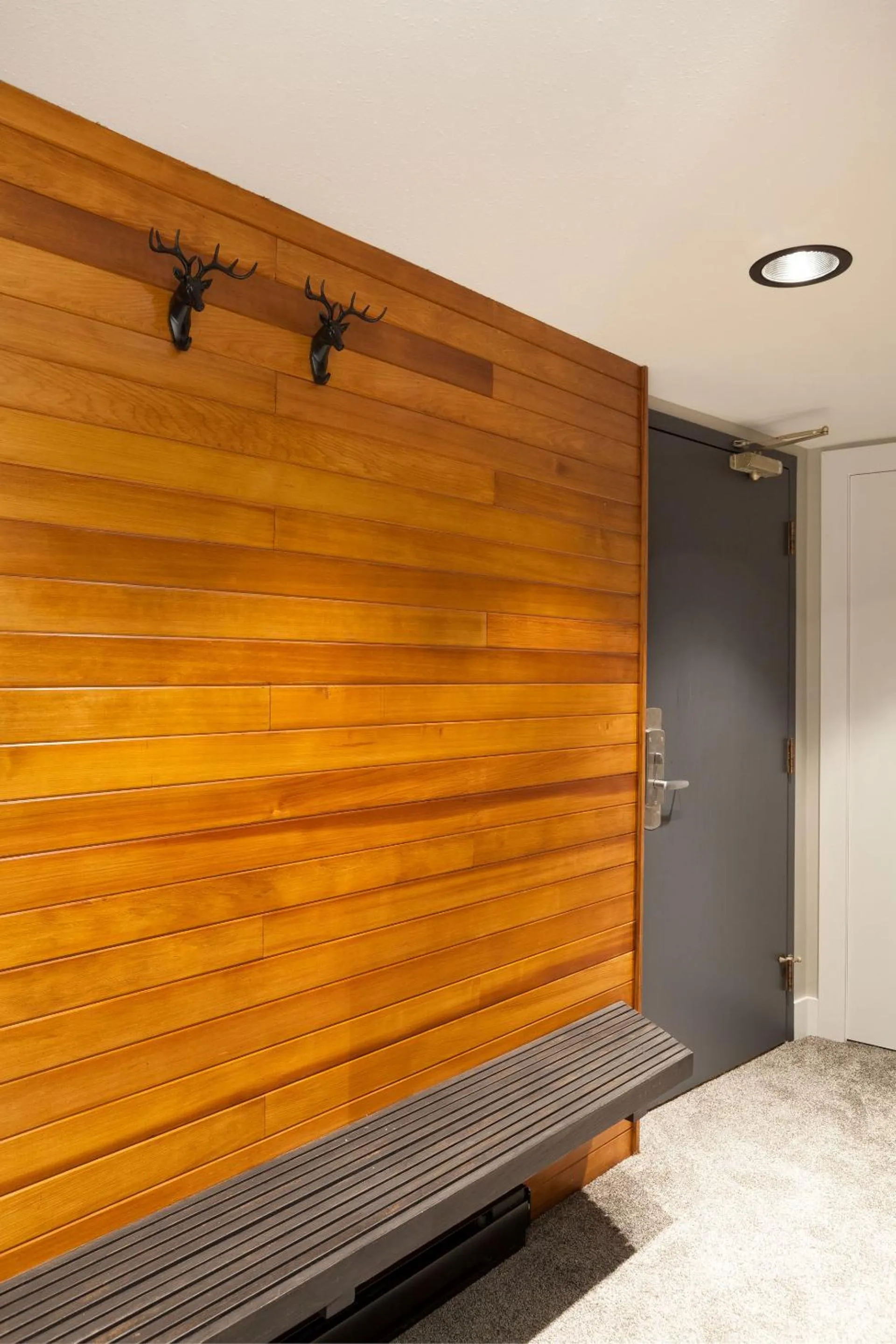 Area and facilities in Gibbons Life Accommodations