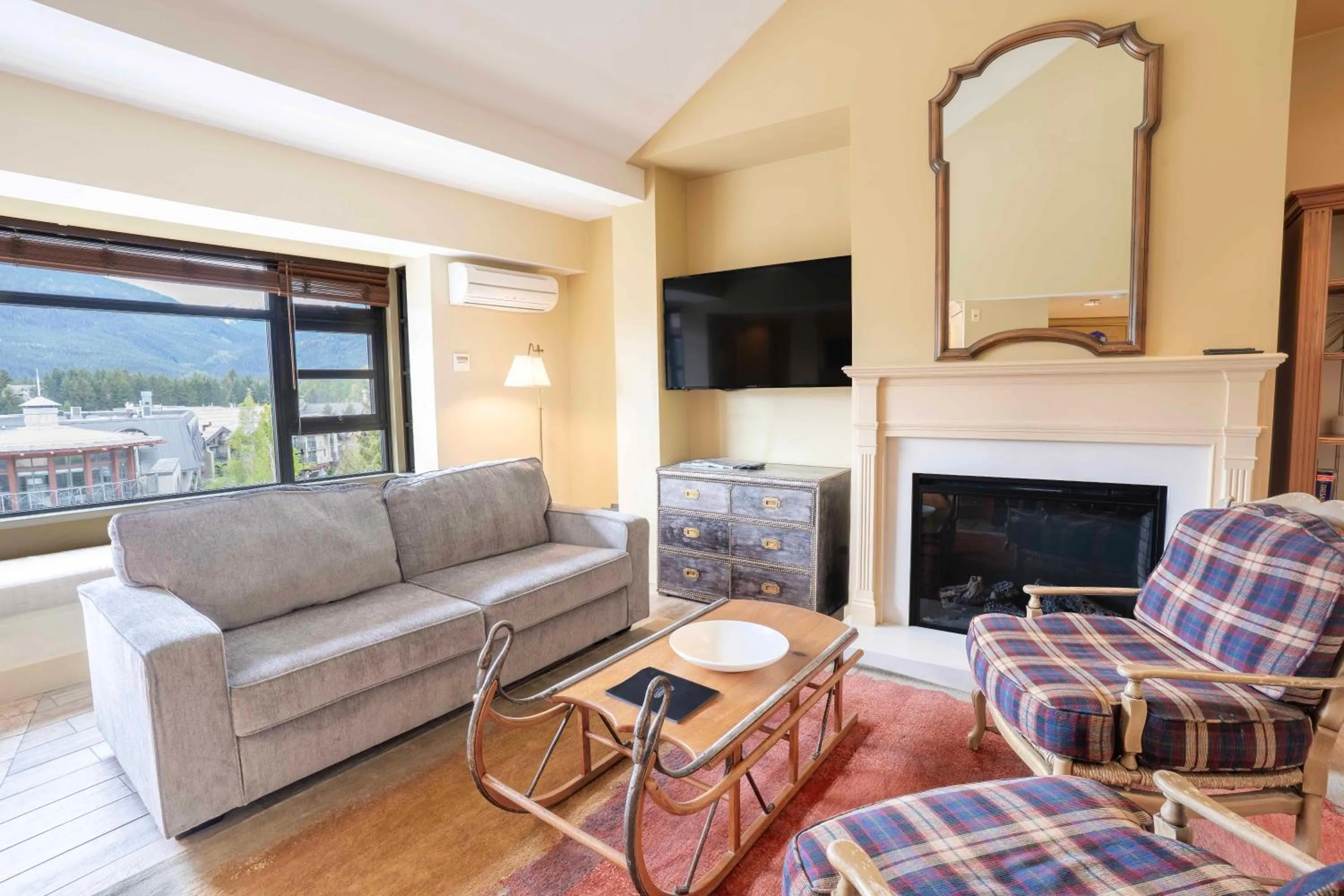 Gibbons Life Accommodations