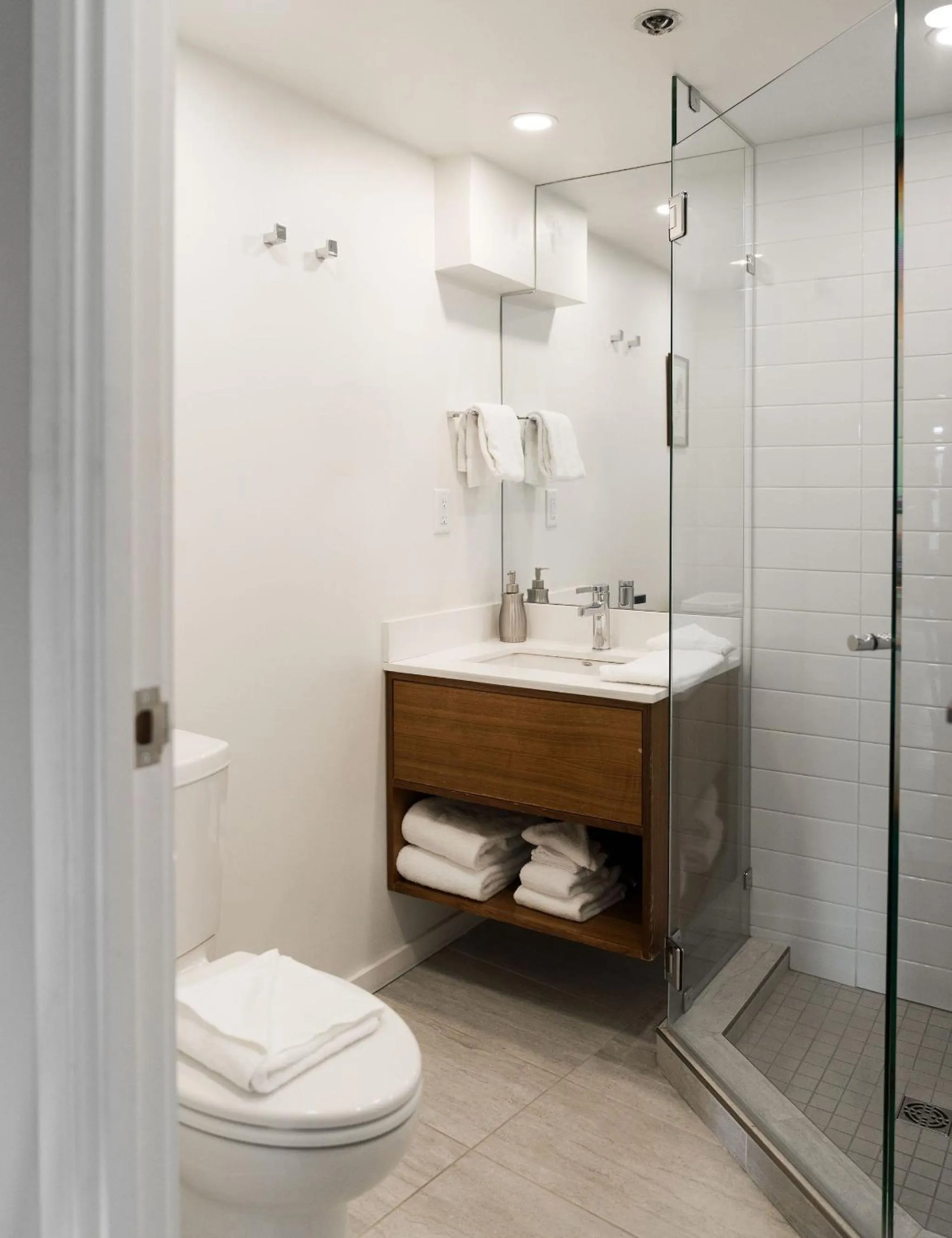 Gibbons Life Accommodations