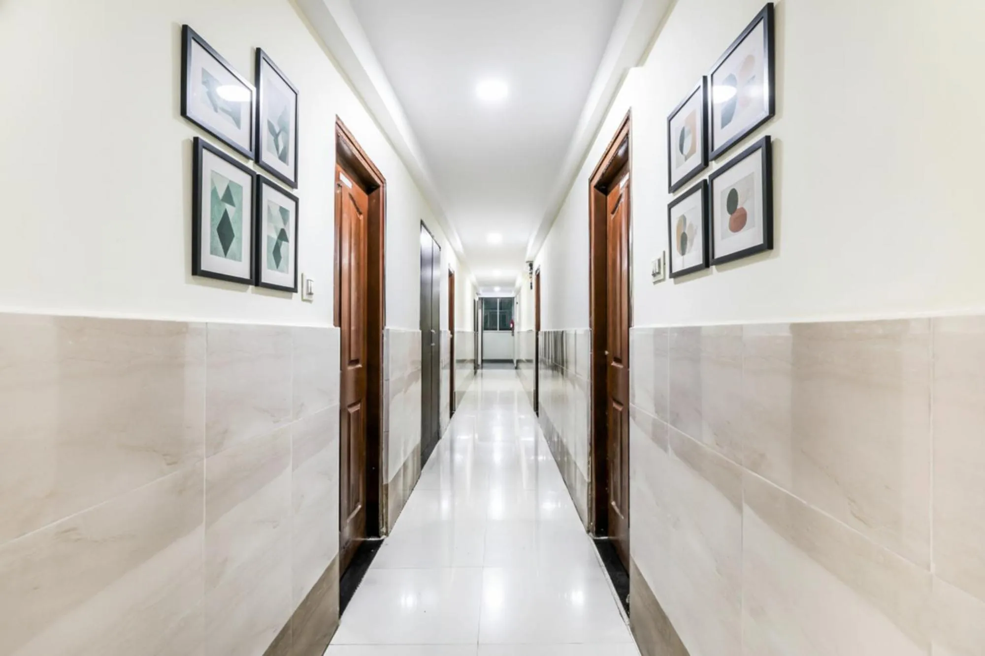 Lobby or reception in FabHotel RMS Comforts - Nr Yeshwantpur Railway Station