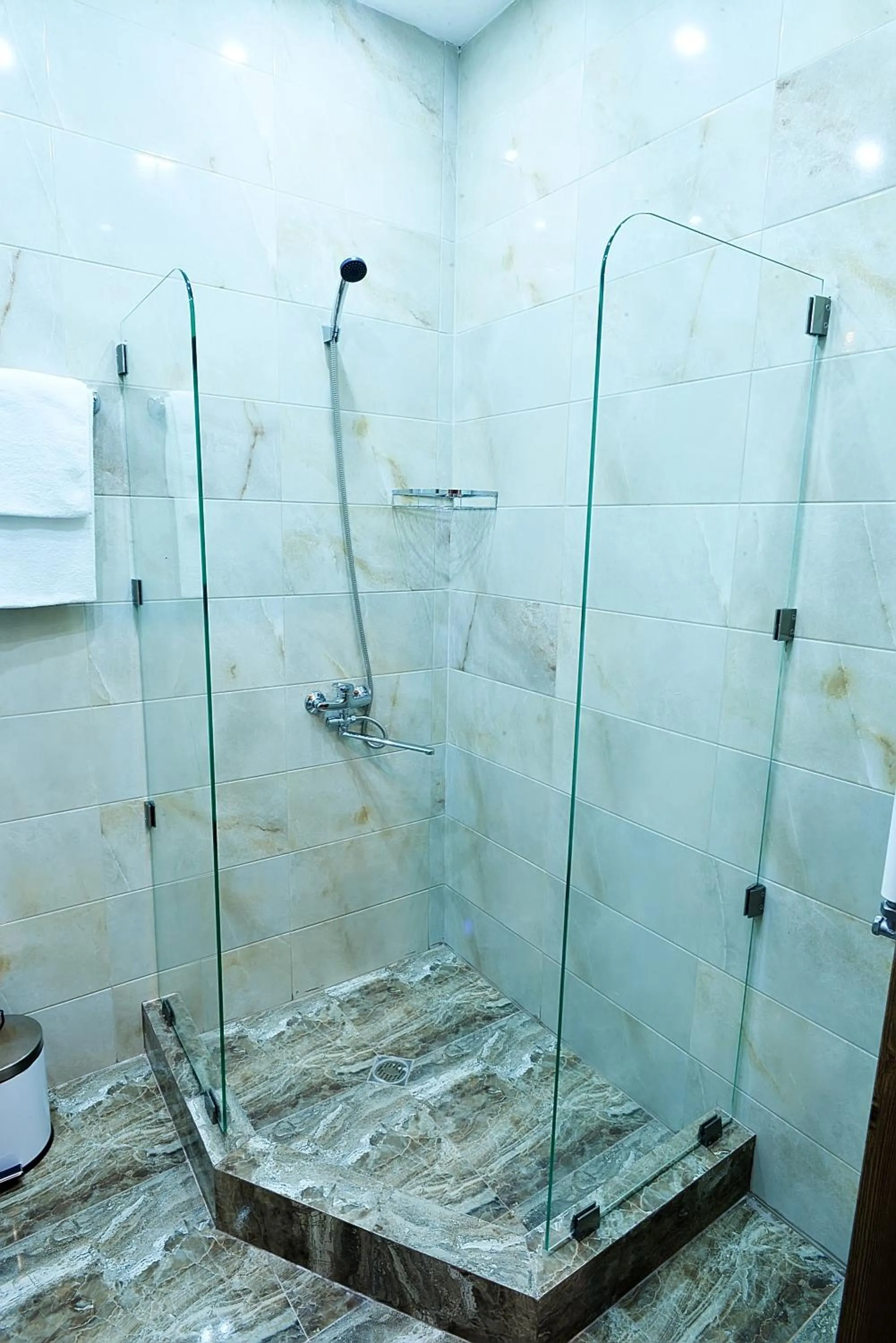 Bathroom in MGK Hotel