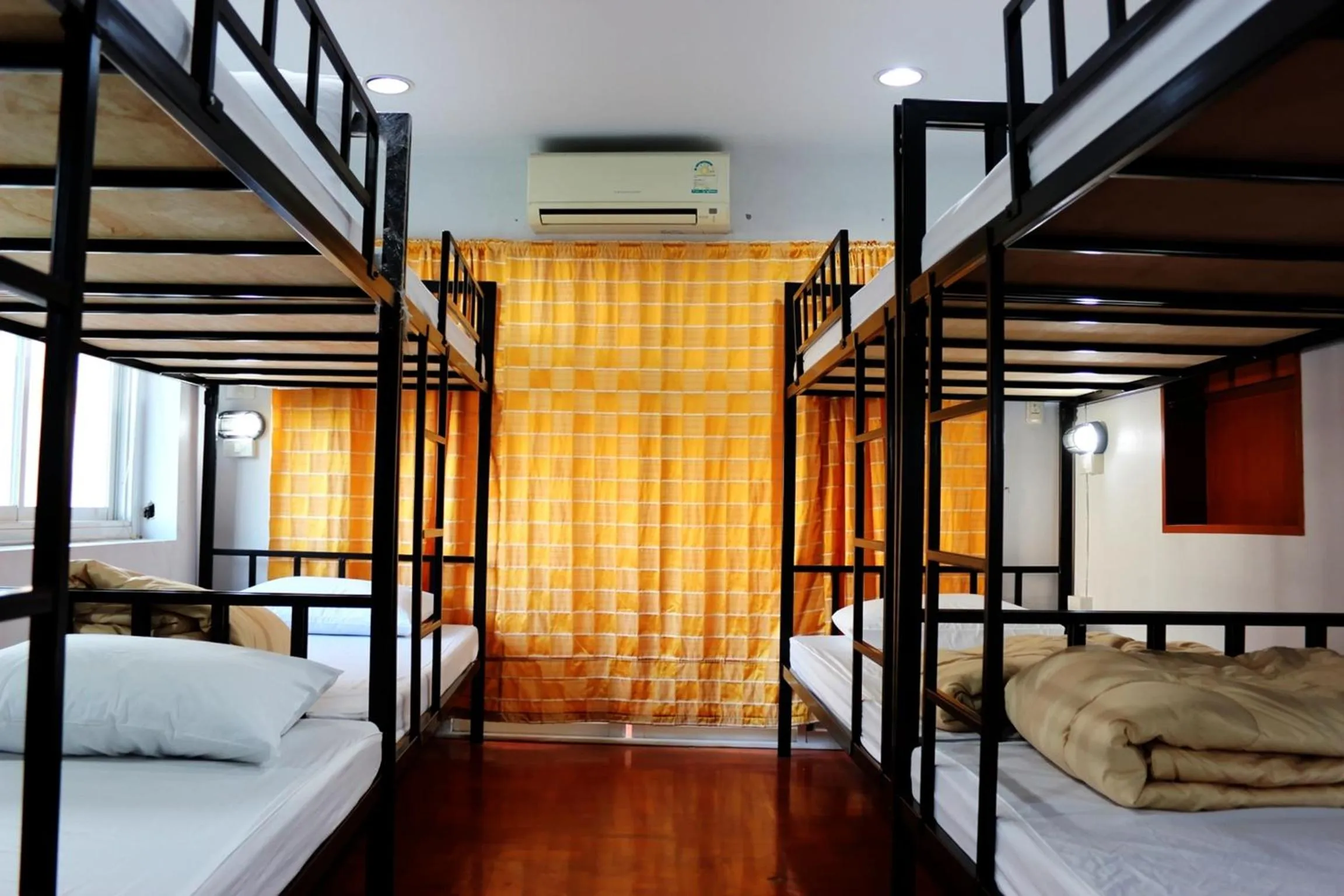 Photo of the whole room, Bed in Home Base Hostel