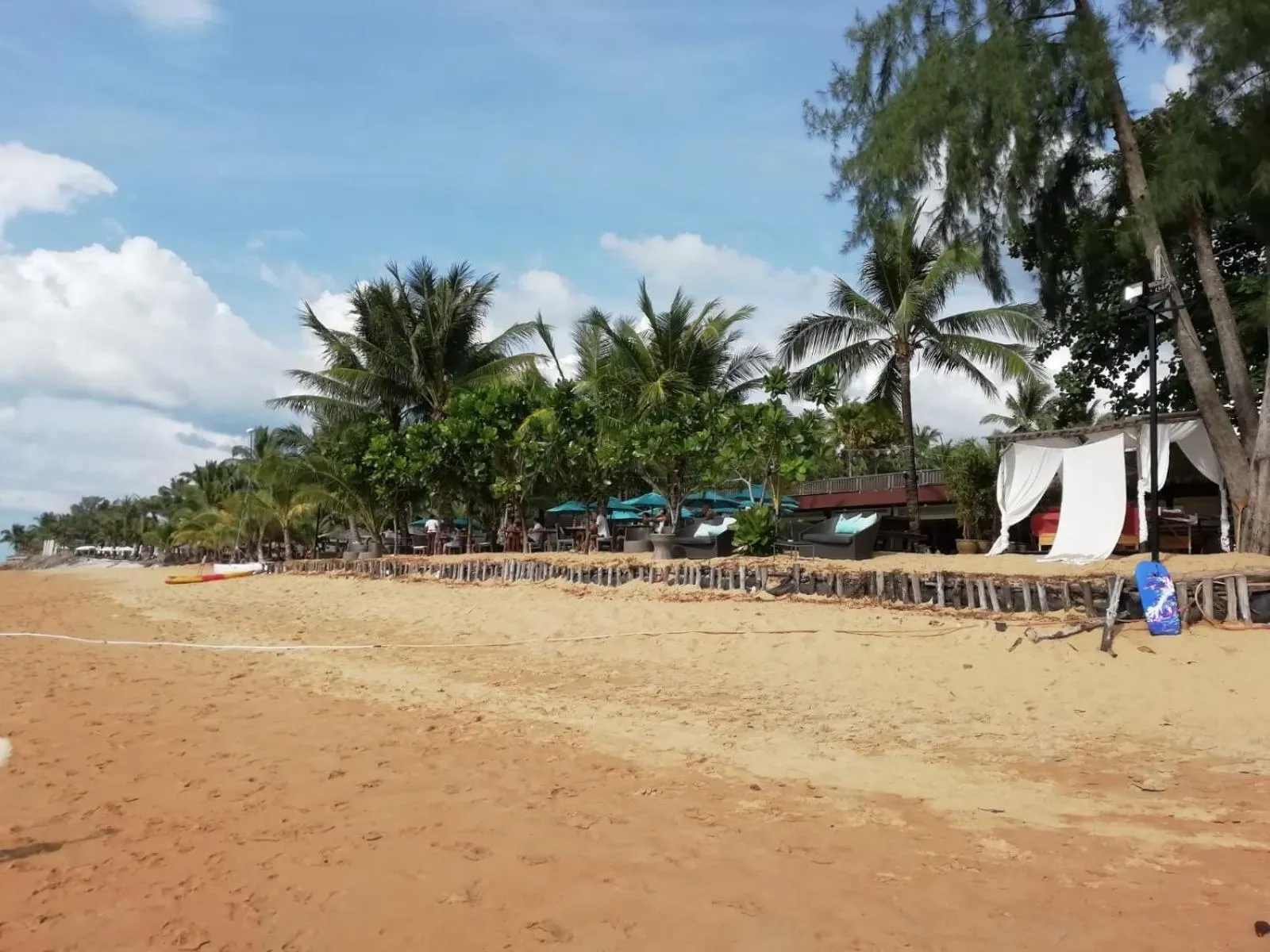 Beach in Chatin Guesthouse