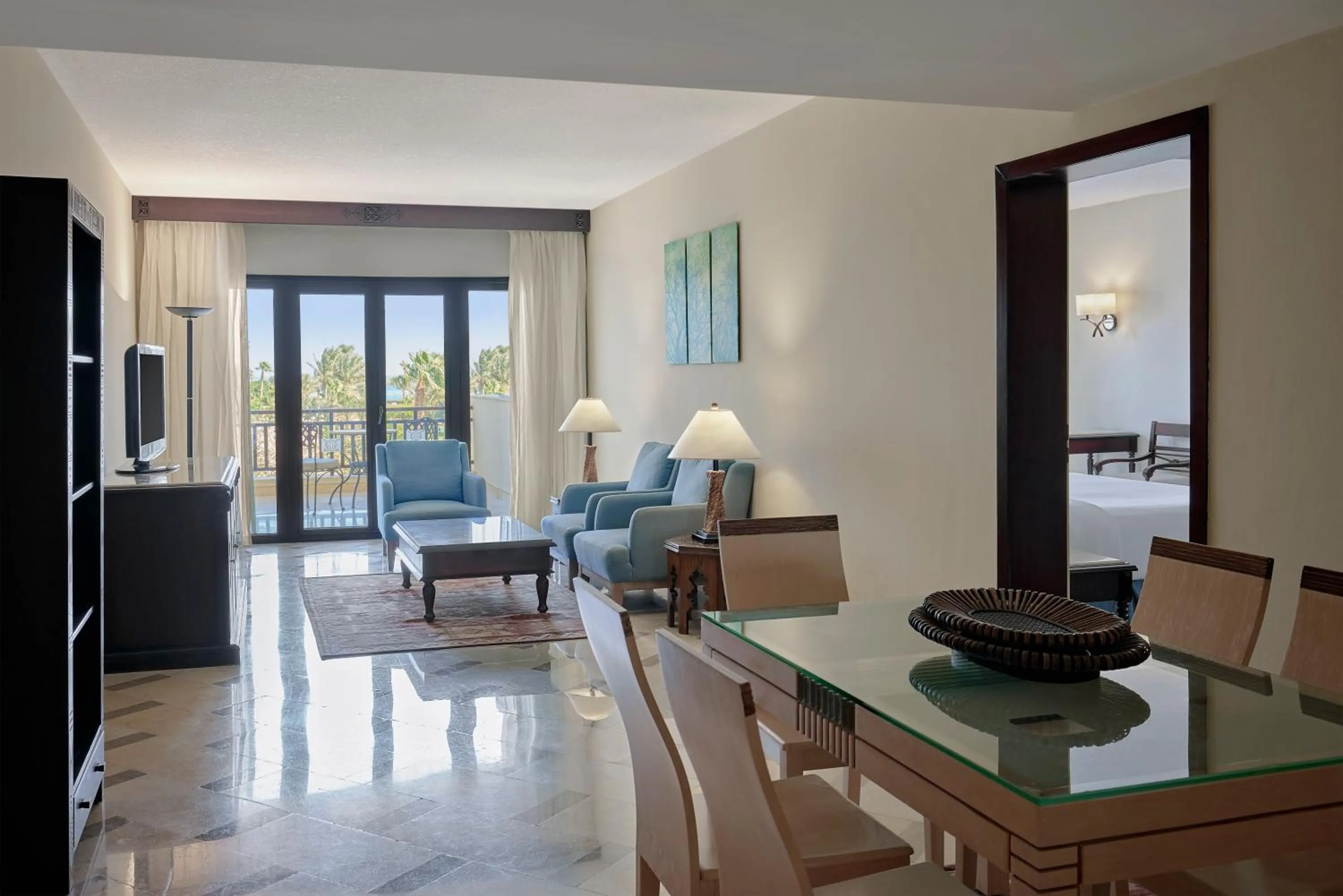 Living room in Steigenberger Aldau Beach Hotel